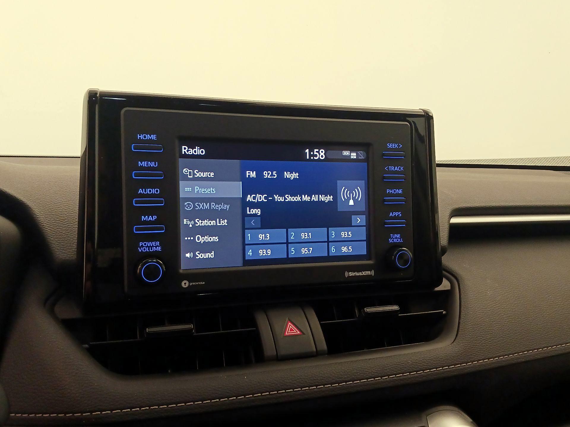 Thumbnail: 2021 Toyota RAV4 - 15