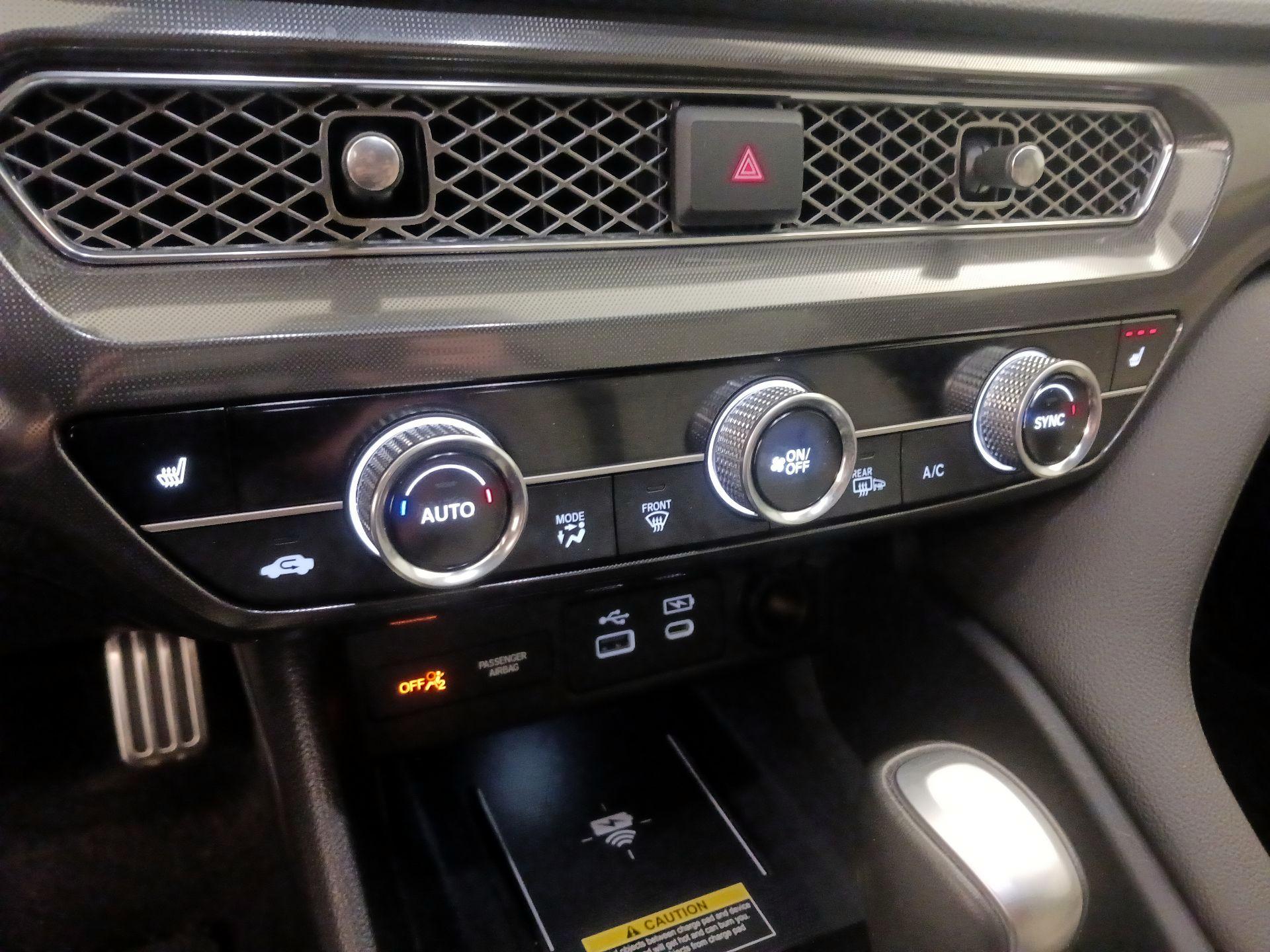 Thumbnail: 2023 Acura Integra - 16