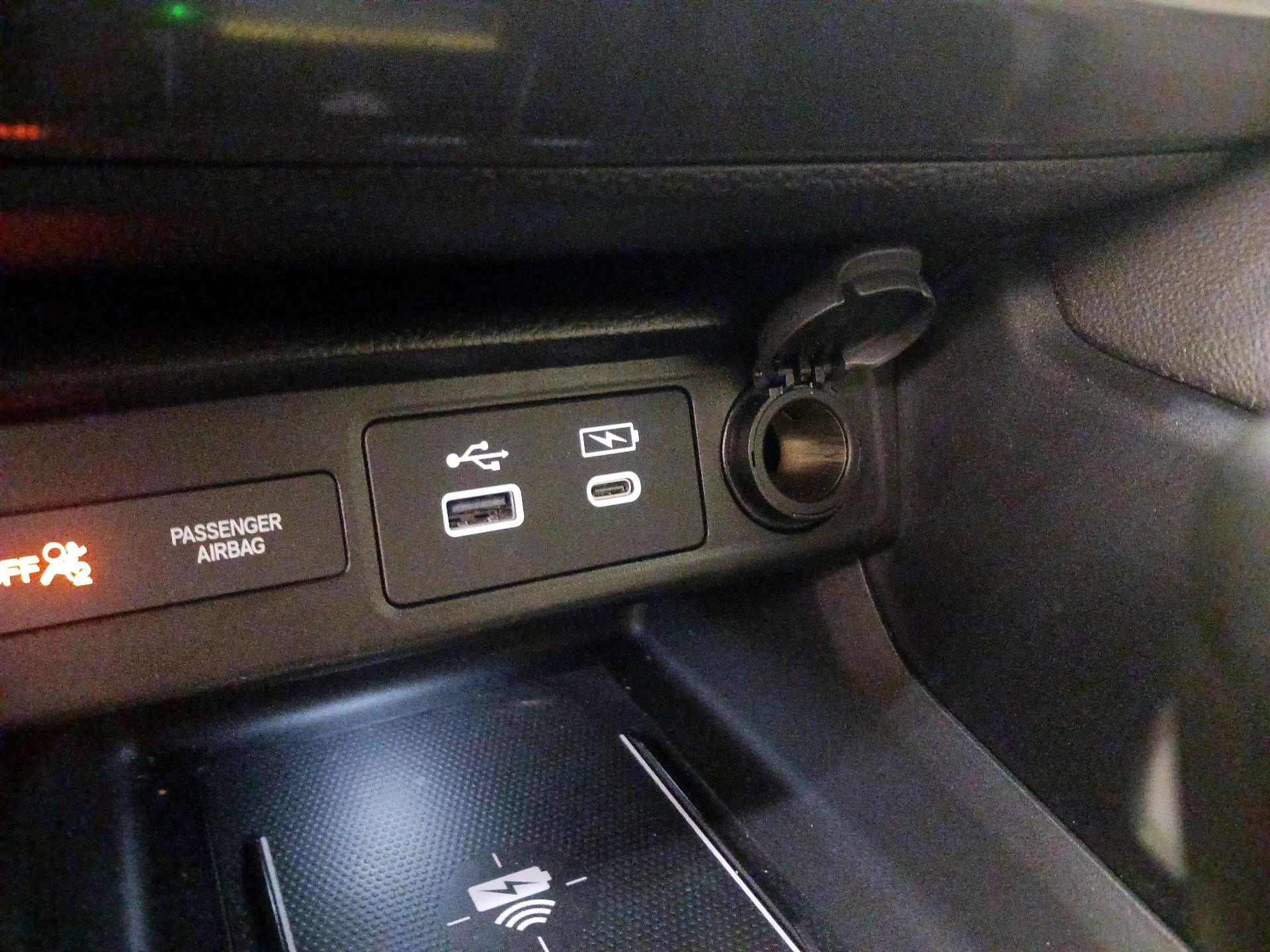 Thumbnail: 2023 Acura Integra - 18