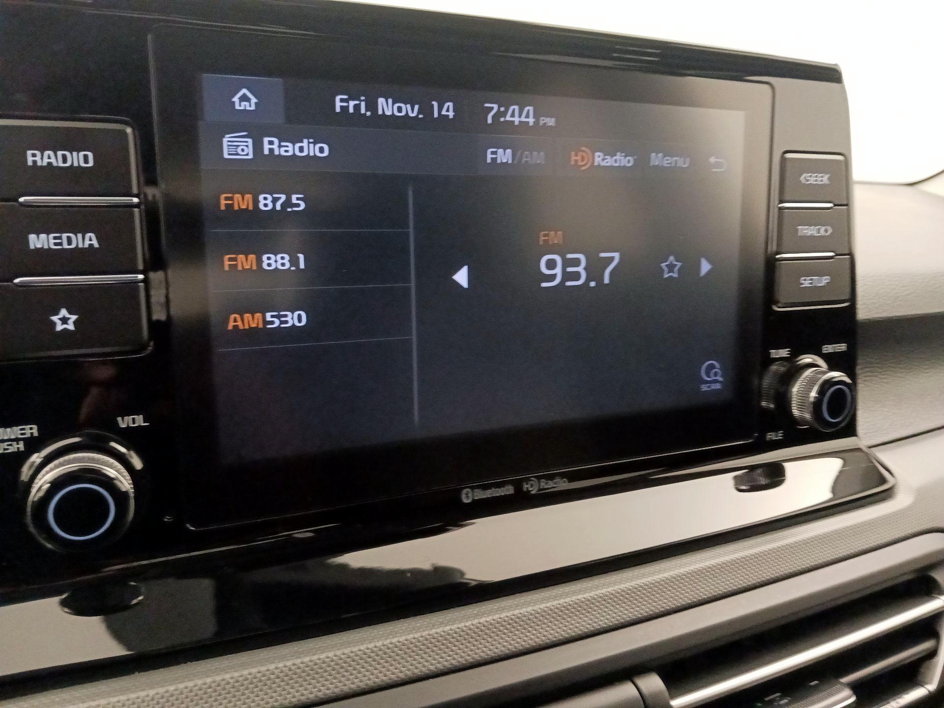 Thumbnail: 2023 Kia Seltos - 15