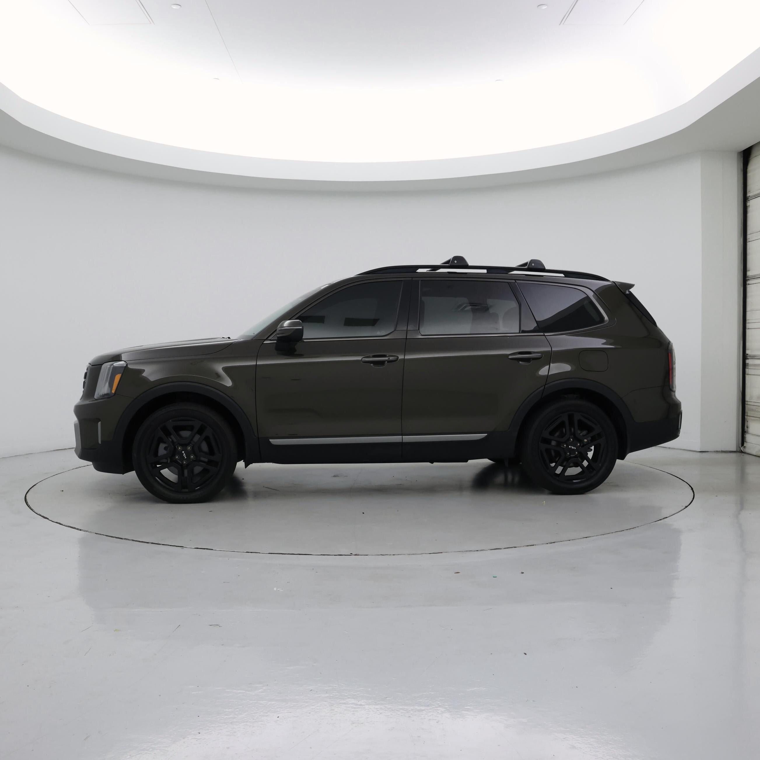 Thumbnail: 2023 Kia Telluride - 3