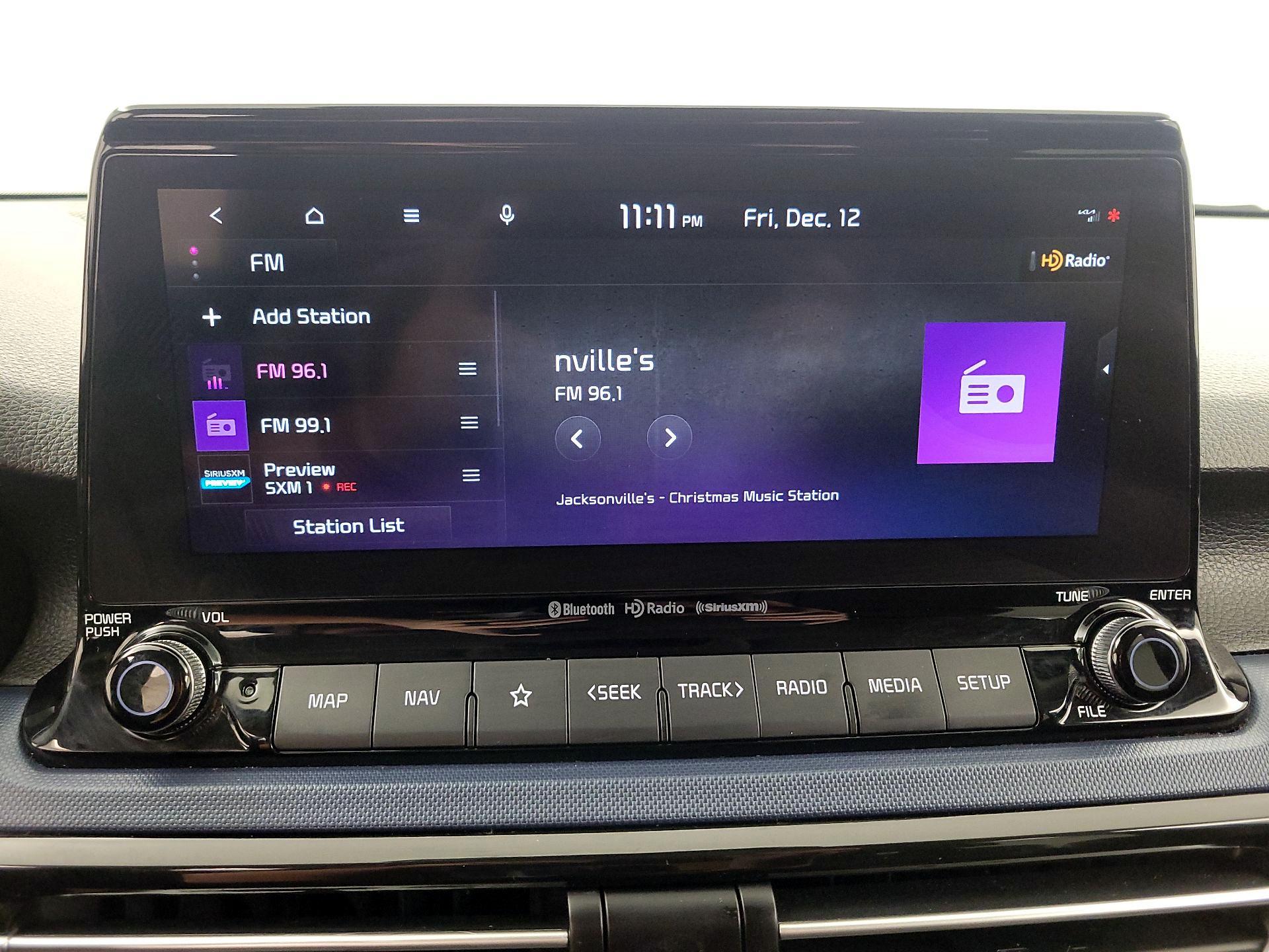 Thumbnail: 2023 Kia Seltos - 16