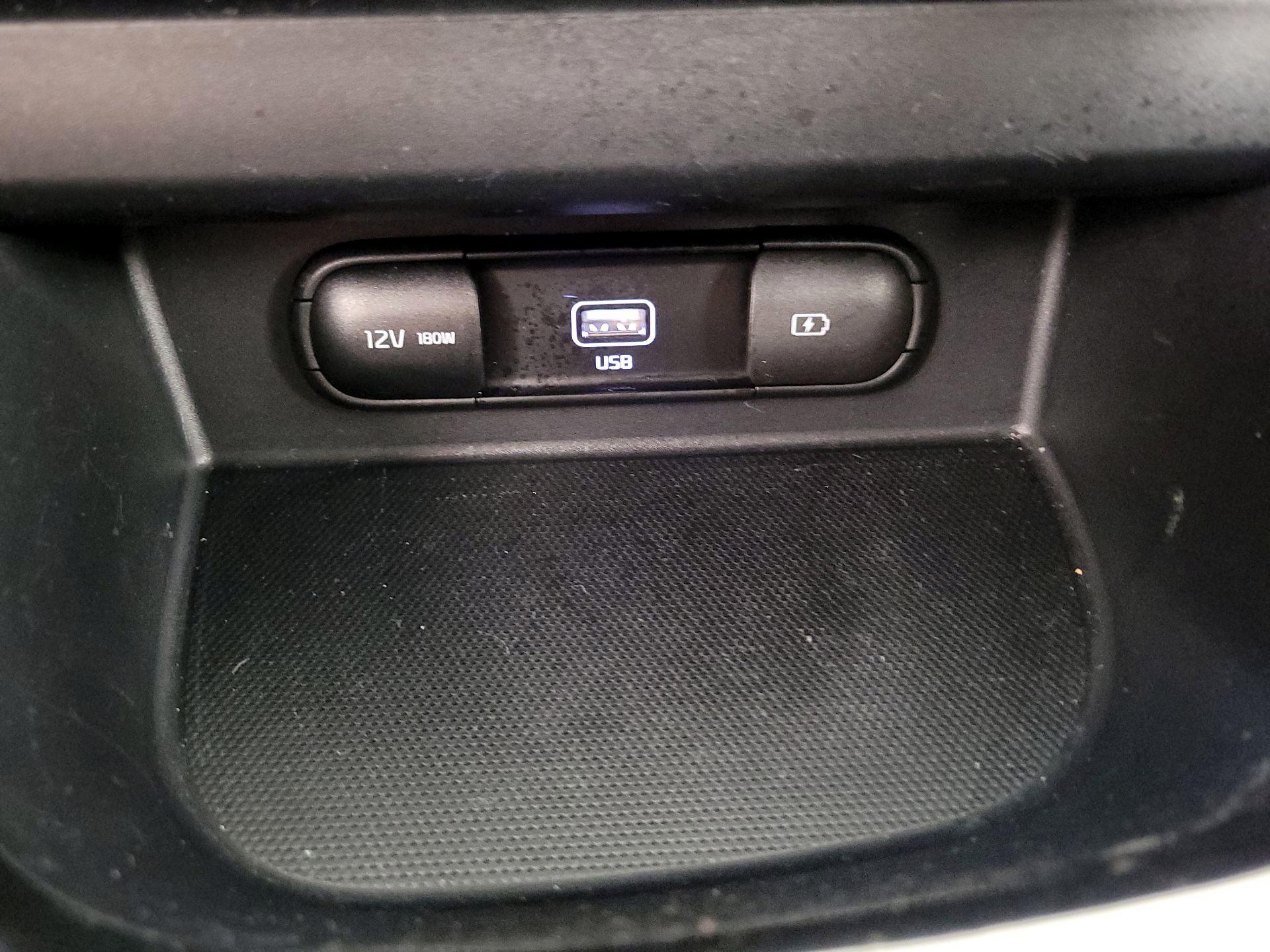 Thumbnail: 2023 Kia Seltos - 19