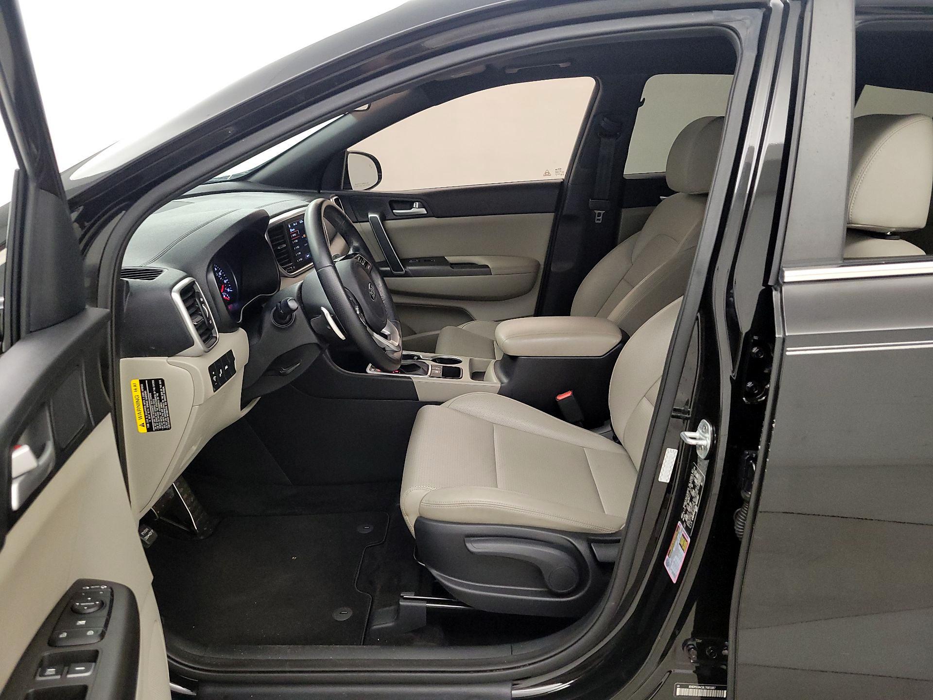 Thumbnail: 2020 Kia Sportage - 11