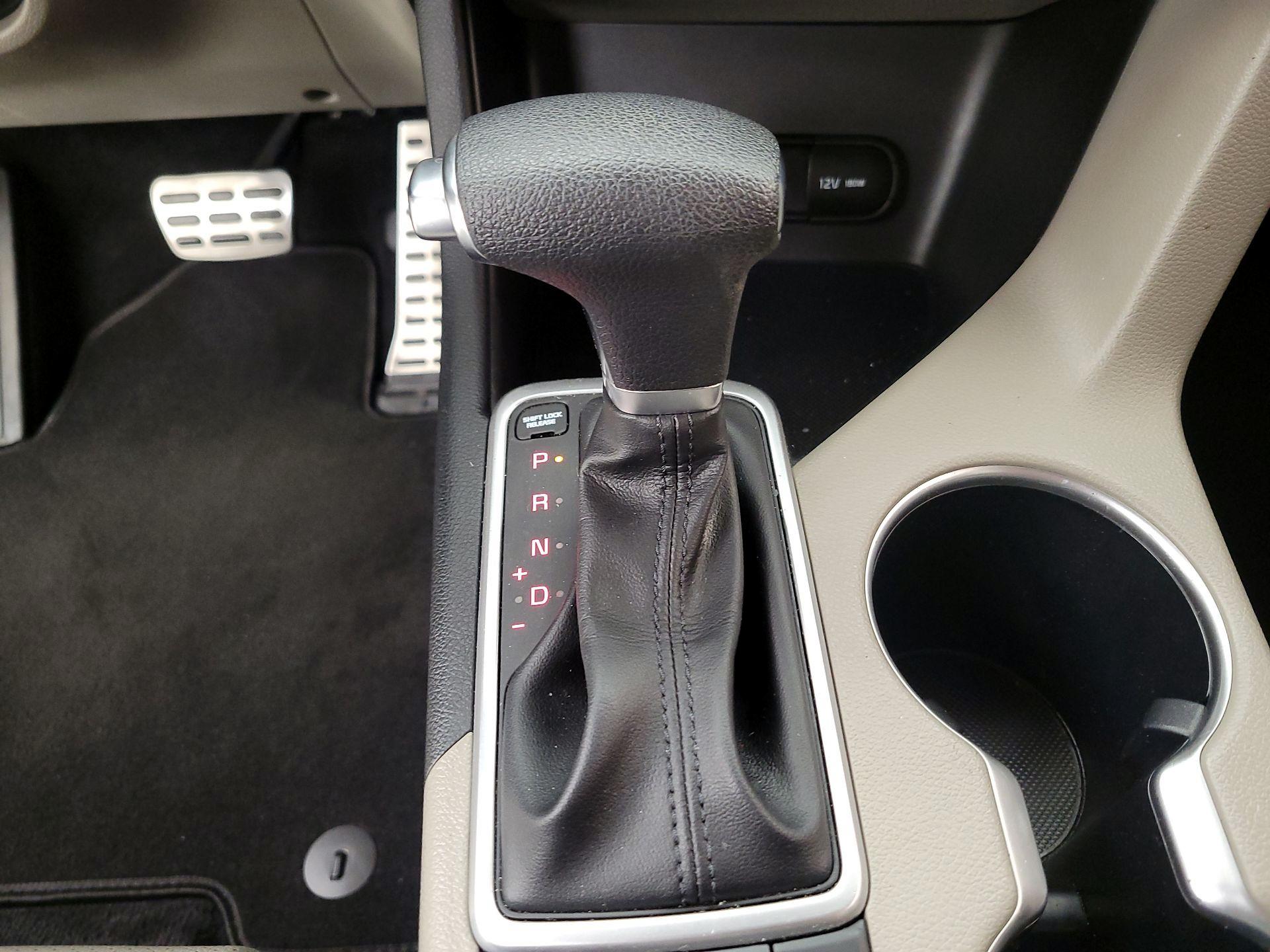 Thumbnail: 2020 Kia Sportage - 17