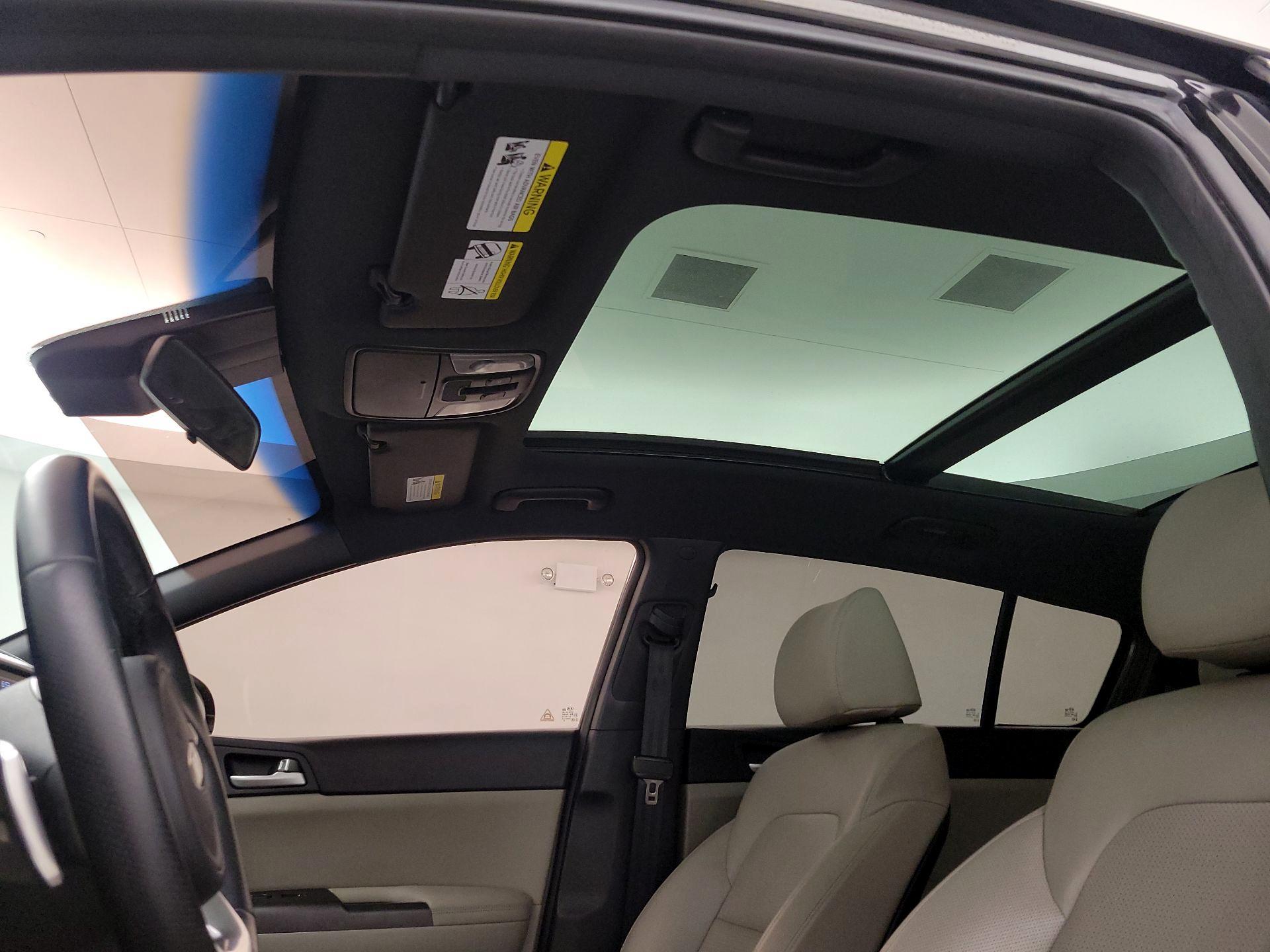 Thumbnail: 2020 Kia Sportage - 19