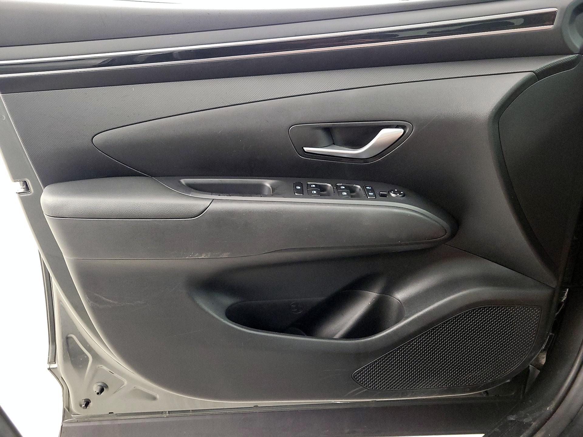 Thumbnail: 2022 Hyundai Tucson - 12