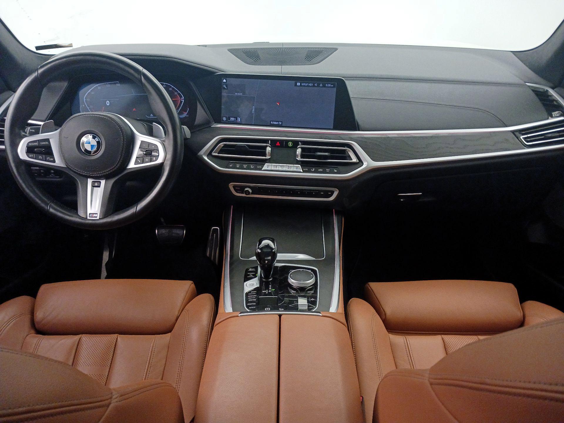 Thumbnail: 2021 BMW X7 - 9