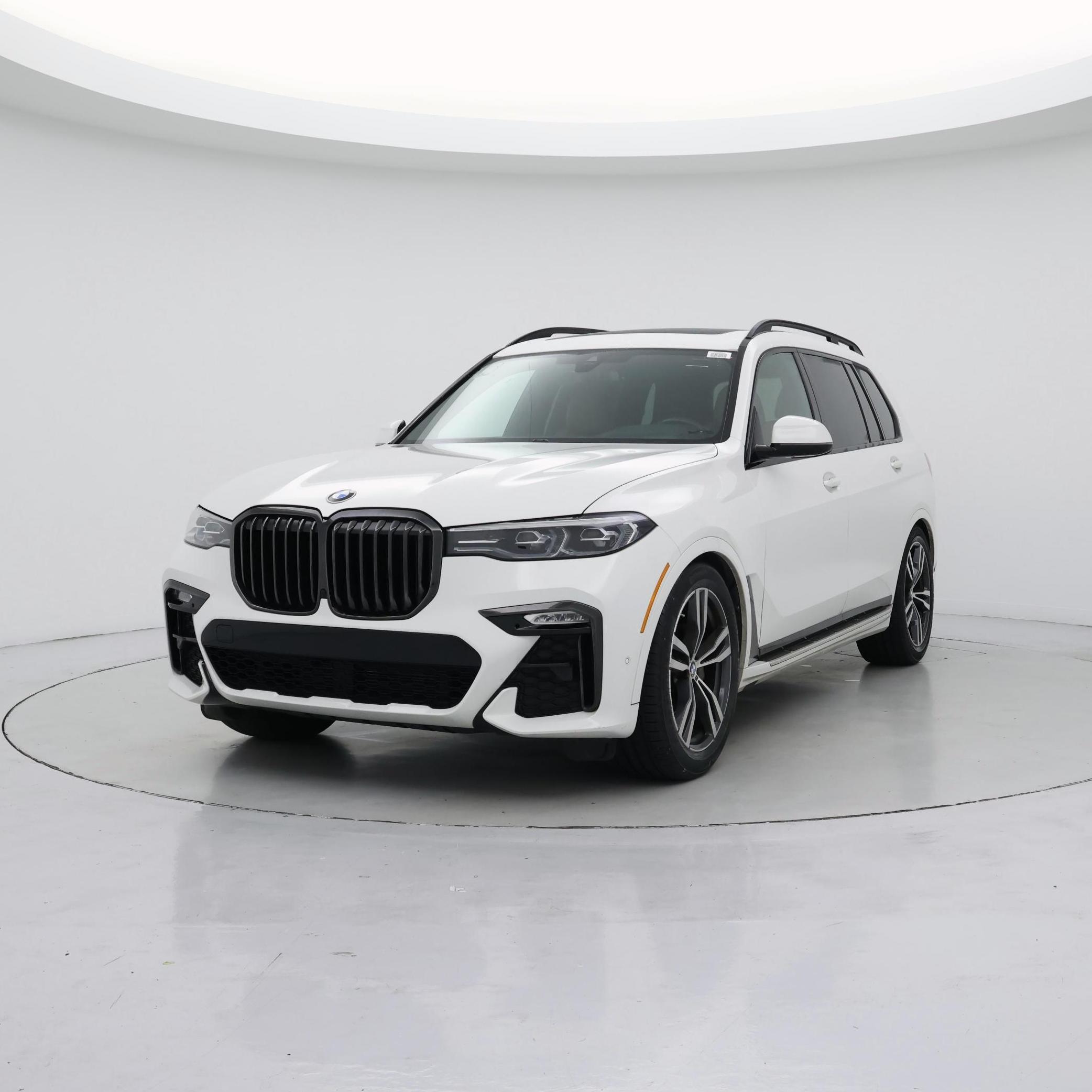 Thumbnail: 2021 BMW X7 - 4
