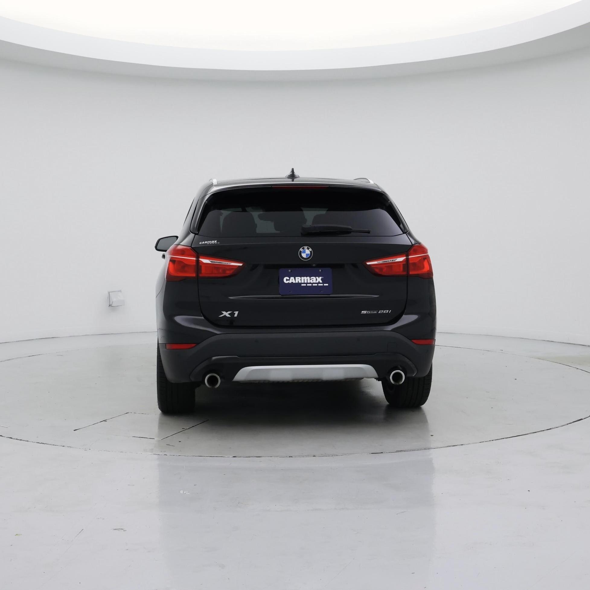 Thumbnail: 2021 BMW X1 - 6