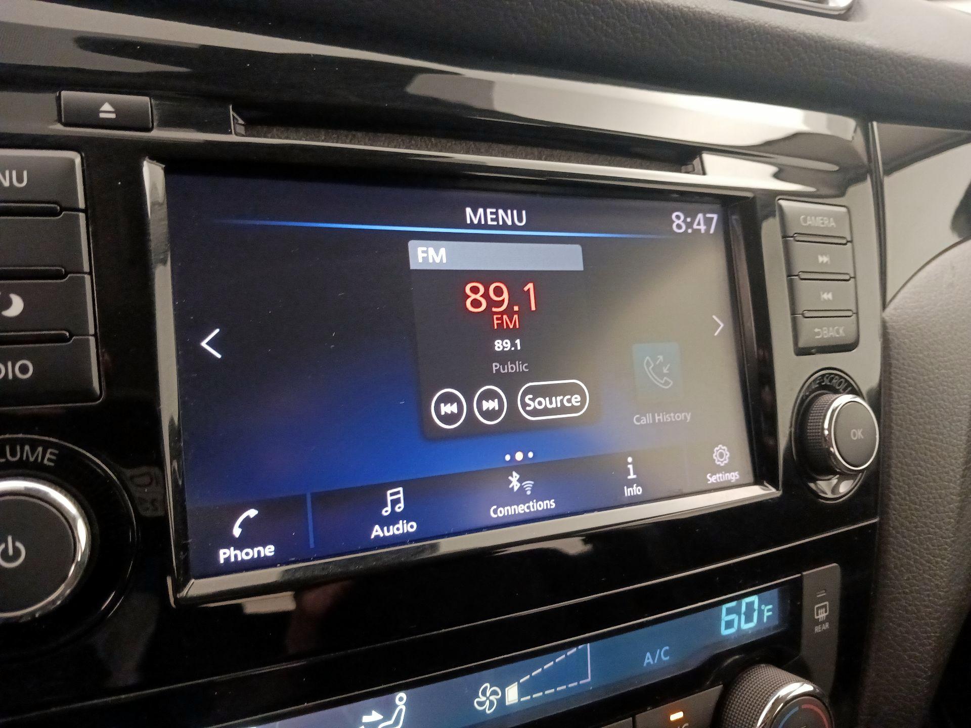 Thumbnail: 2021 Nissan Rogue Sport - 15