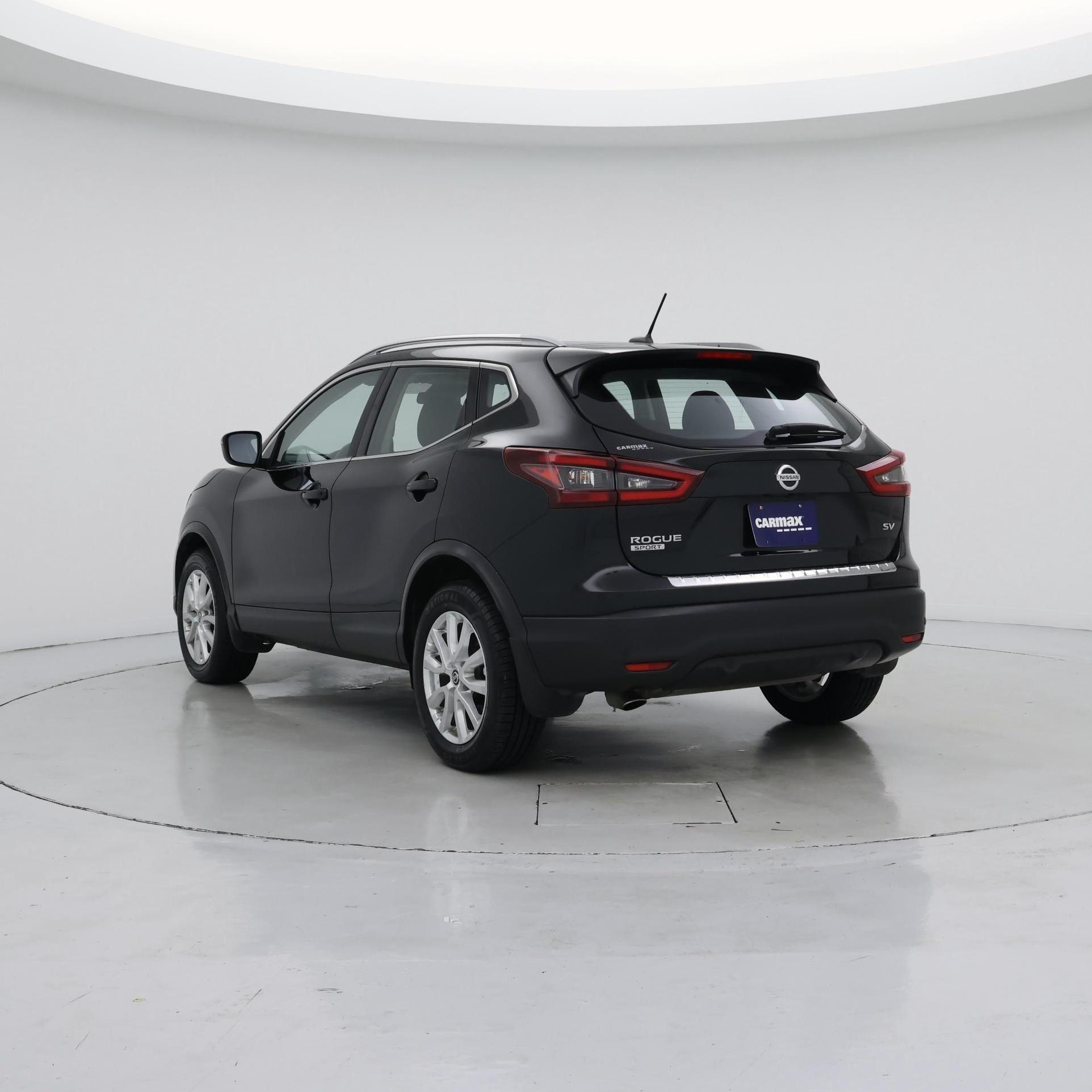Thumbnail: 2021 Nissan Rogue Sport - 2