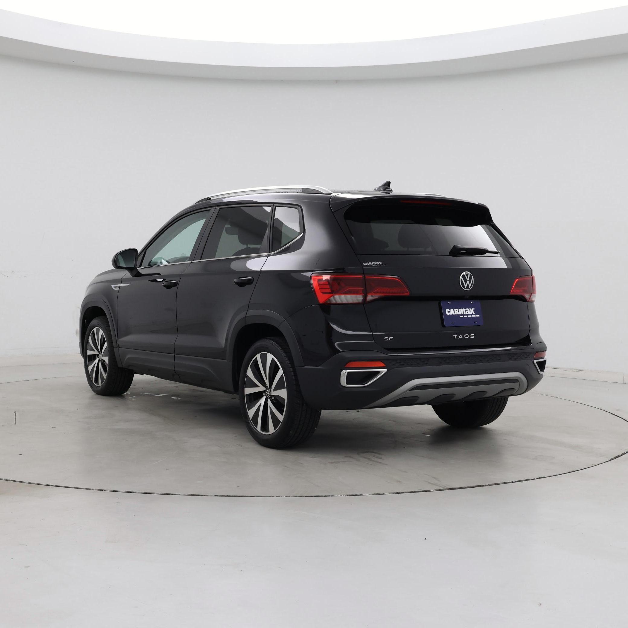 Thumbnail: 2023 Volkswagen Taos - 2