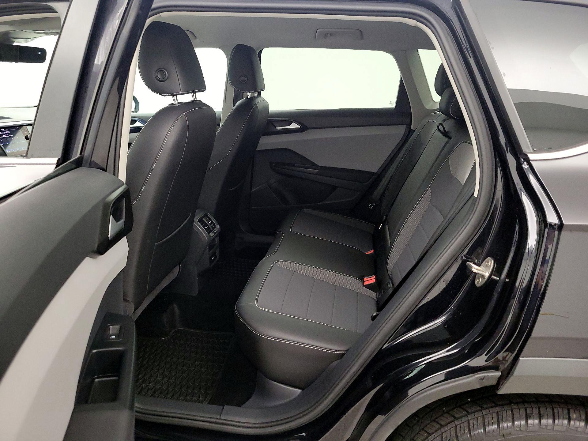 Thumbnail: 2023 Volkswagen Taos - 19