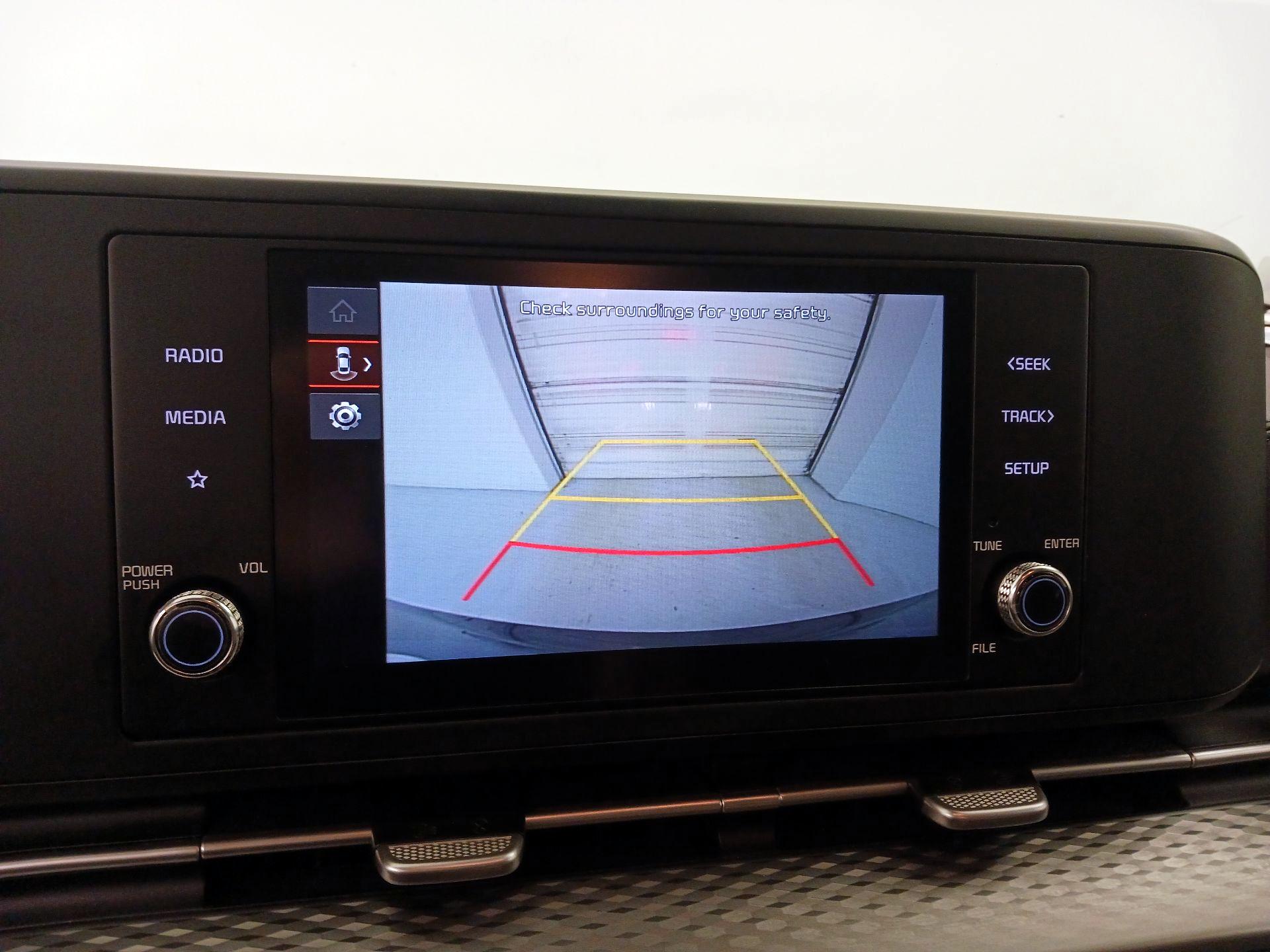 Thumbnail: 2023 Kia Carnival - 14