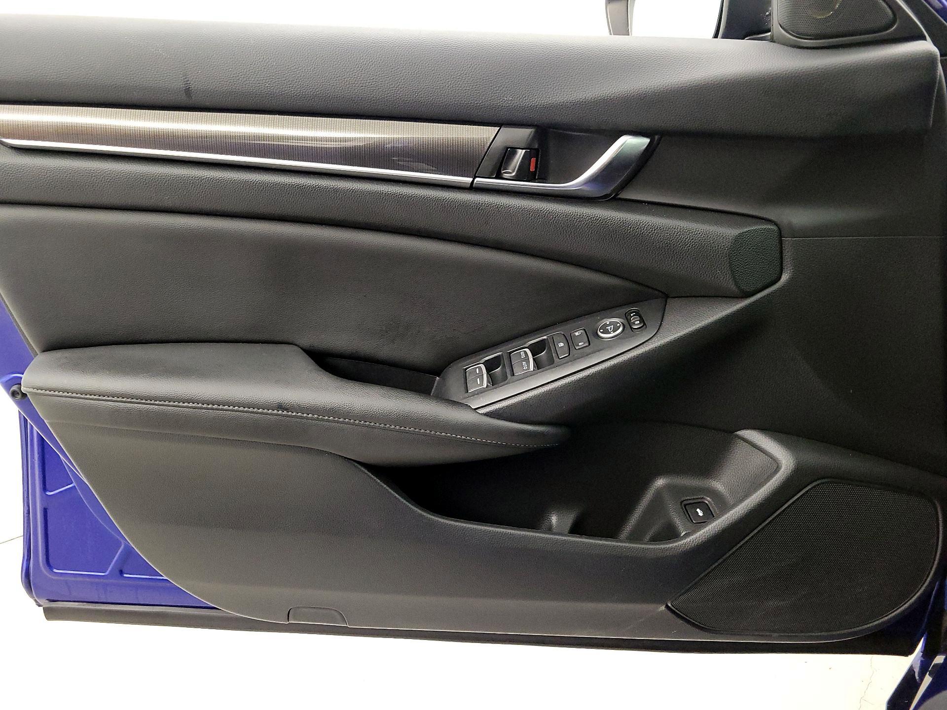 Thumbnail: 2020 Honda Accord - 12