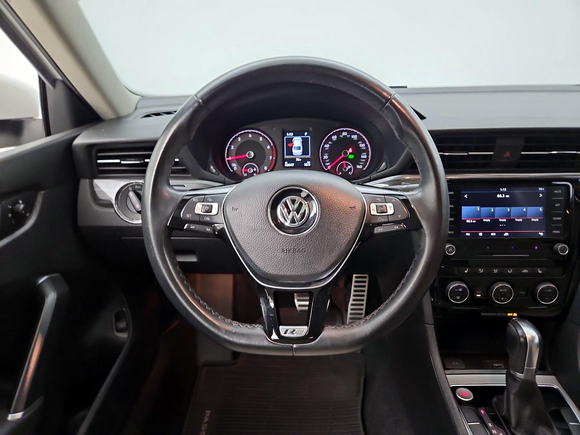 Thumbnail: 2020 Volkswagen Passat - 10