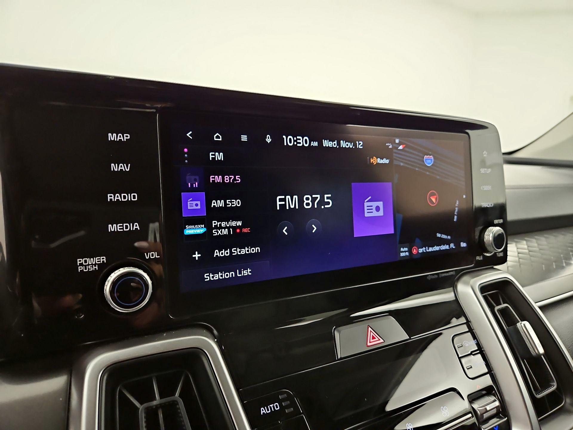 Thumbnail: 2022 Kia Sorento - 16