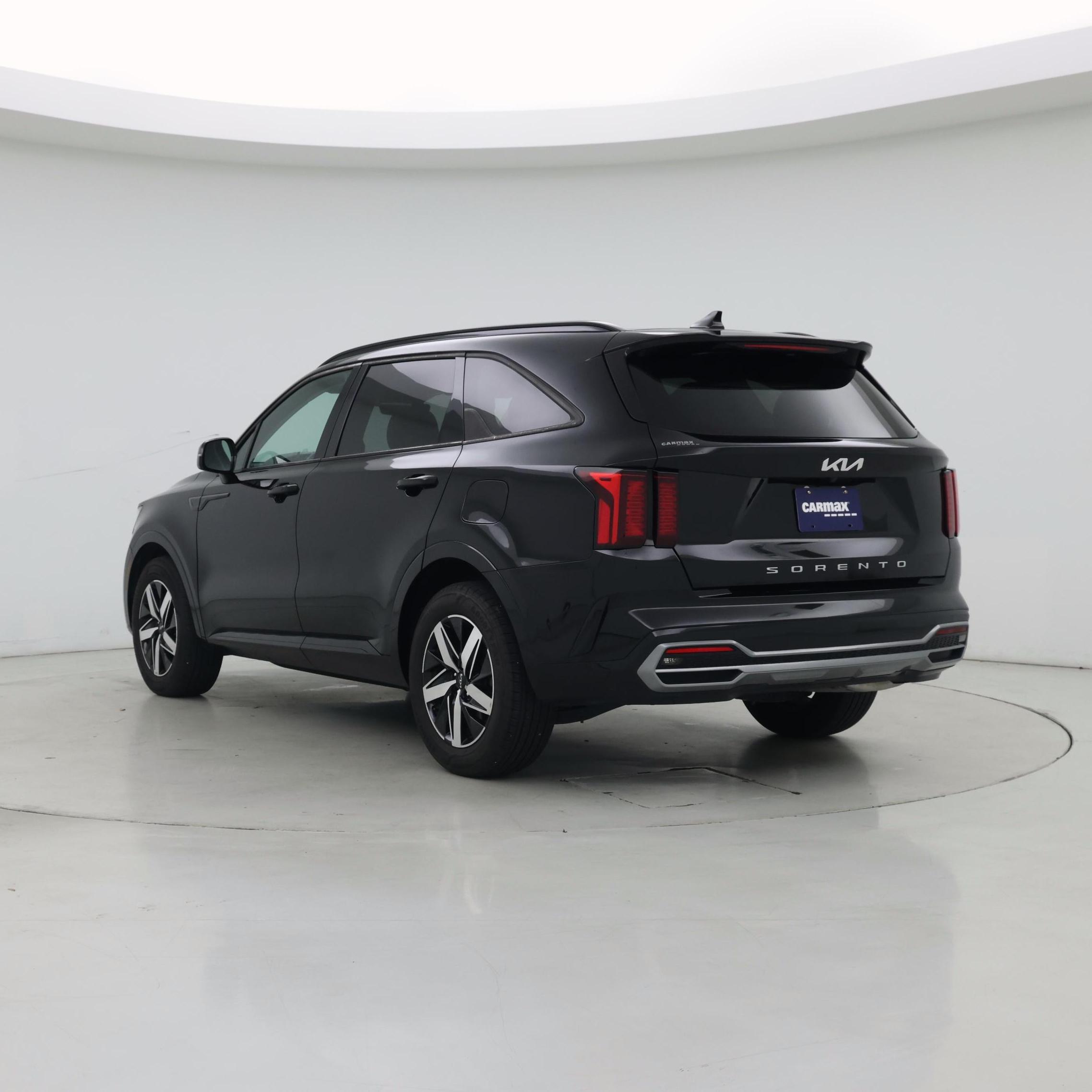 Thumbnail: 2022 Kia Sorento - 2