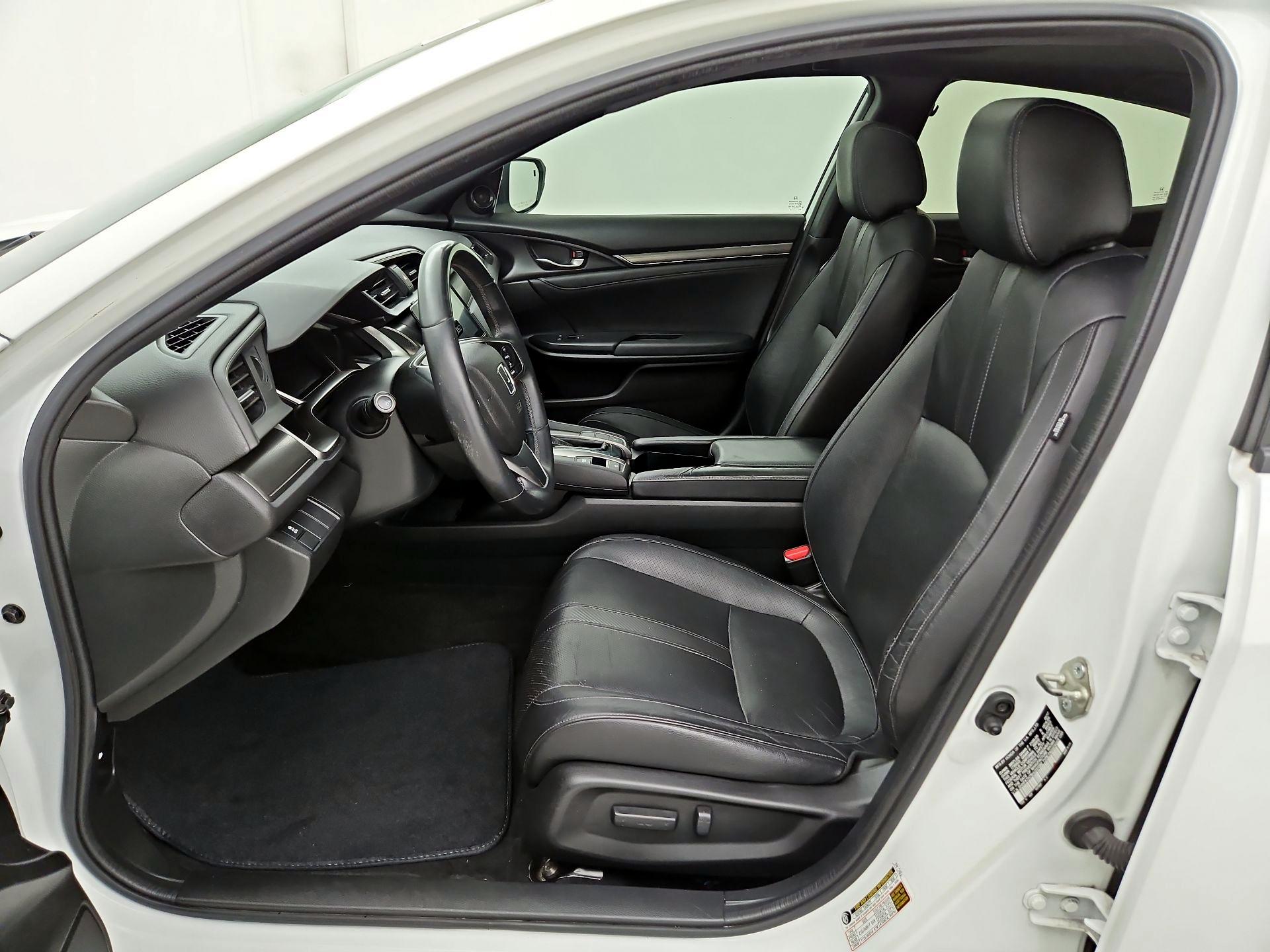 Thumbnail: 2017 Honda Civic - 11