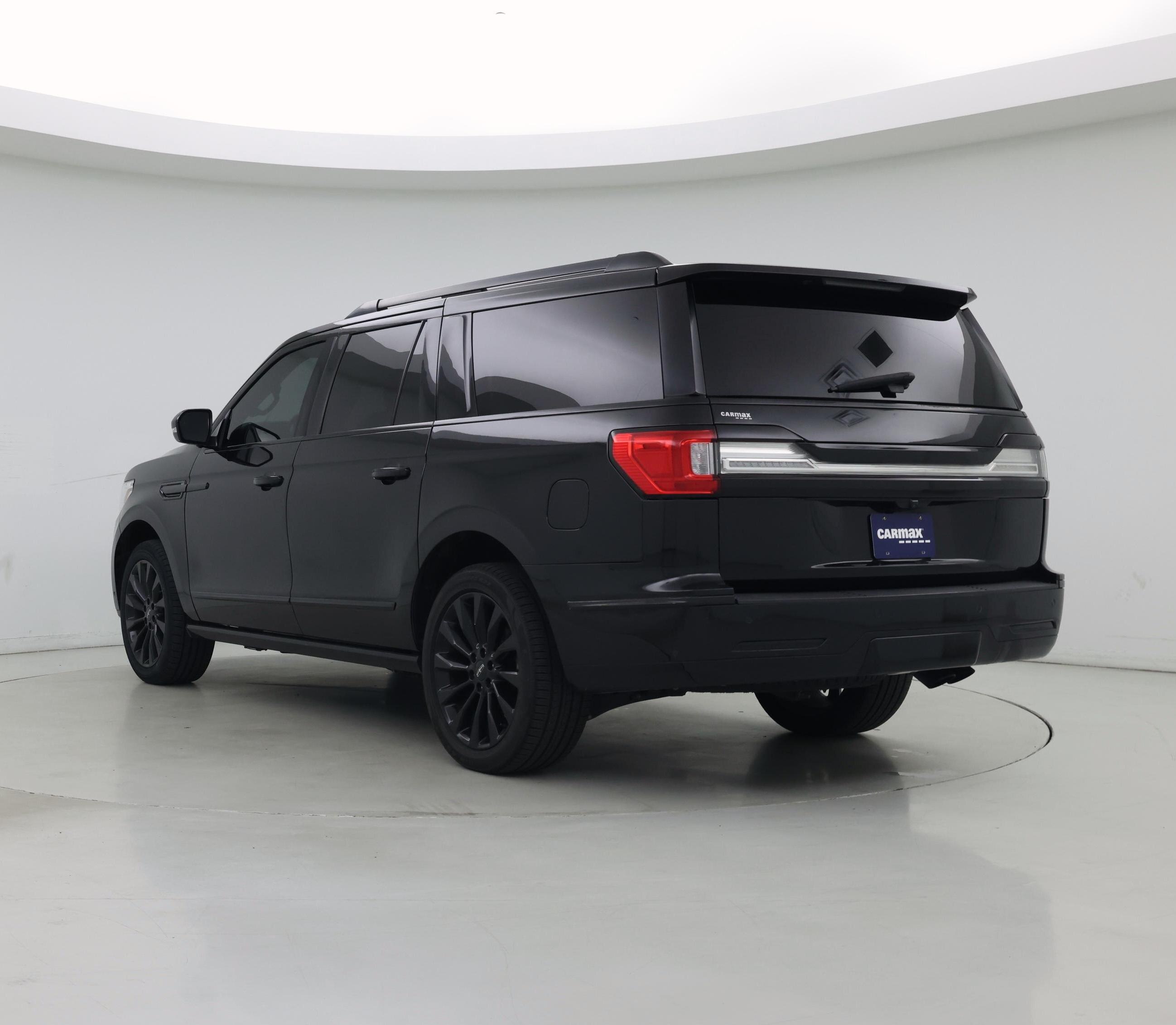 Thumbnail: 2021 Lincoln Navigator L - 2