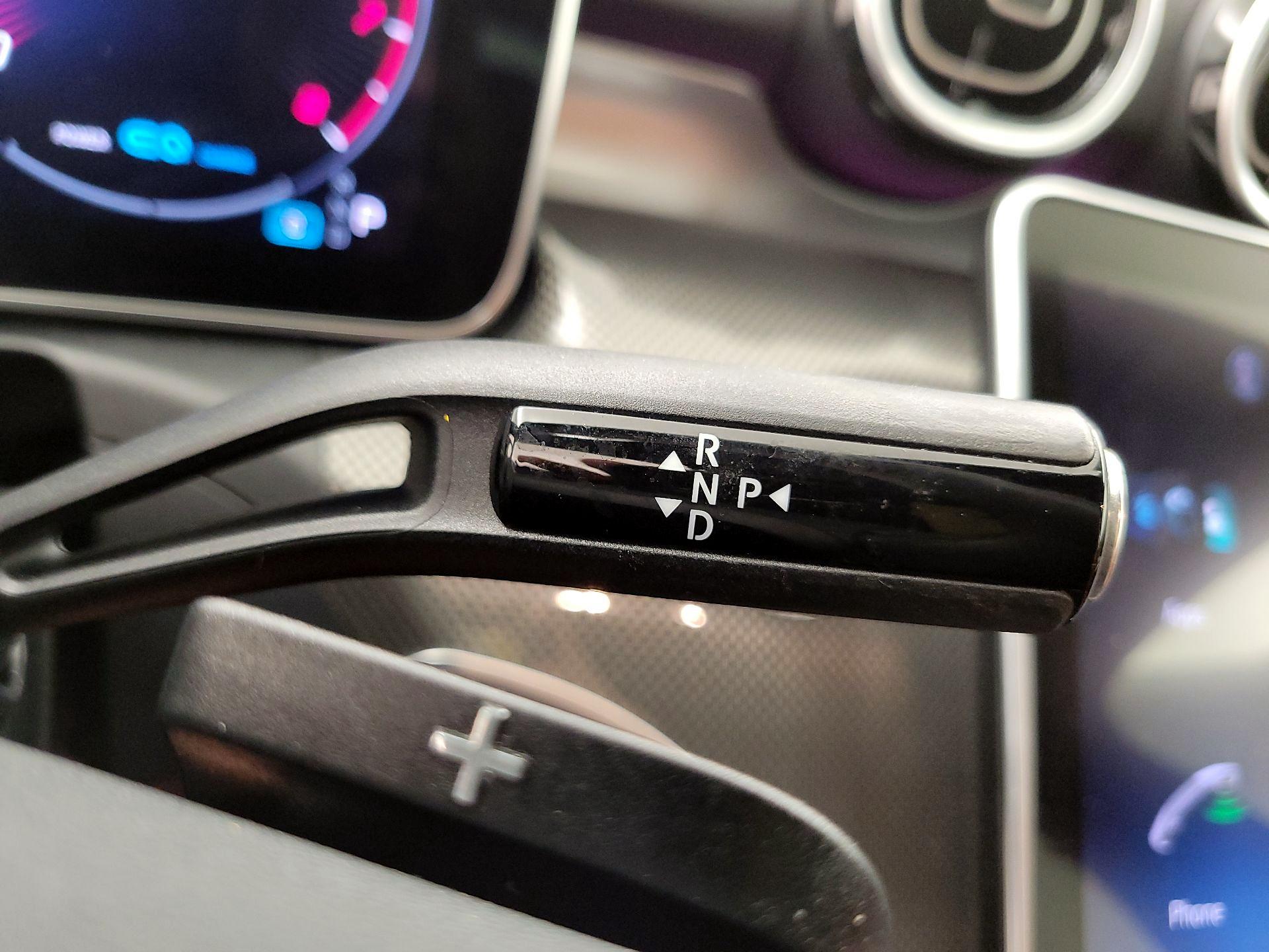 Thumbnail: 2022 Mercedes-Benz C-Class - 17