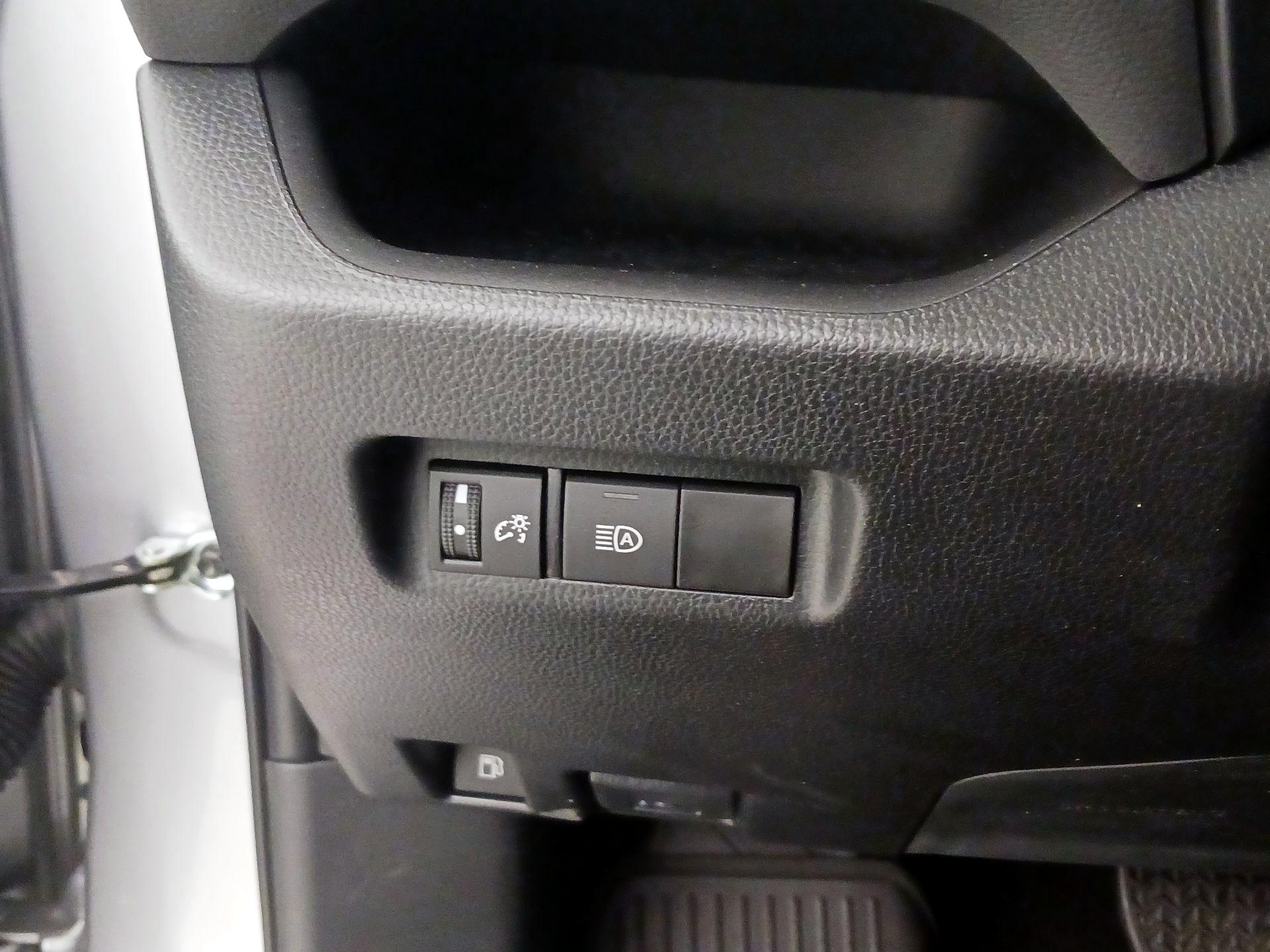 Thumbnail: 2023 Toyota RAV4 - 13