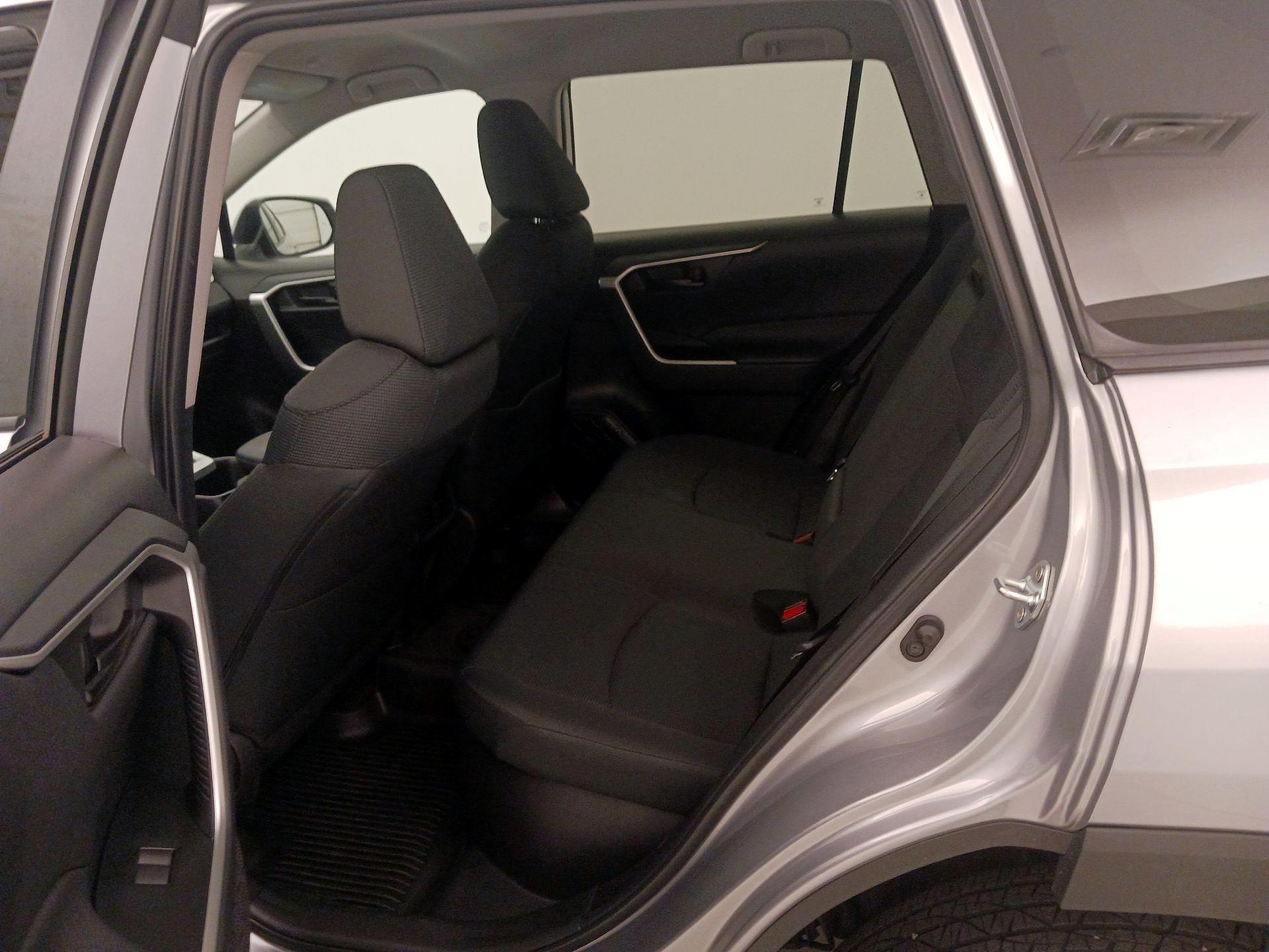 Thumbnail: 2023 Toyota RAV4 - 19