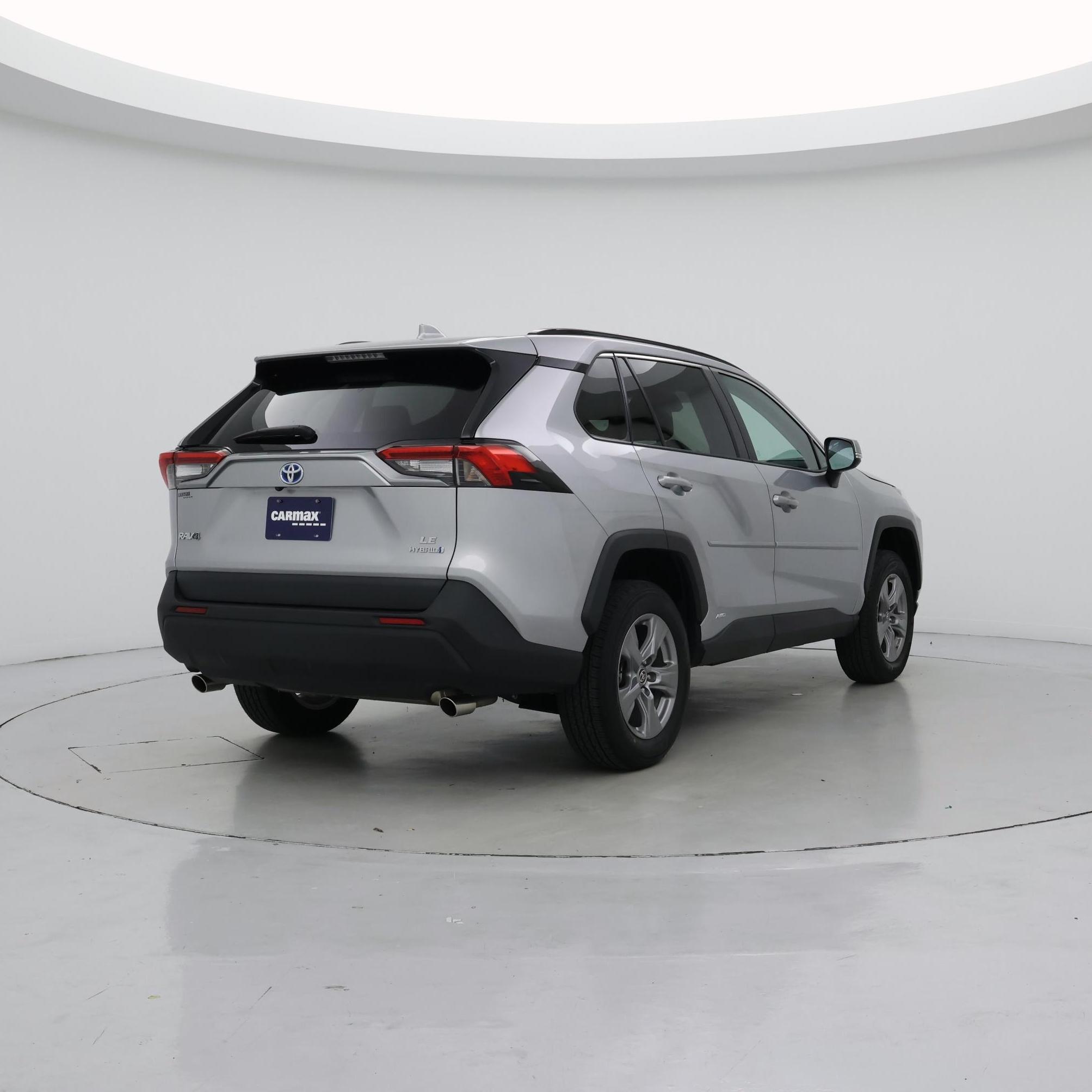 Thumbnail: 2023 Toyota RAV4 - 8