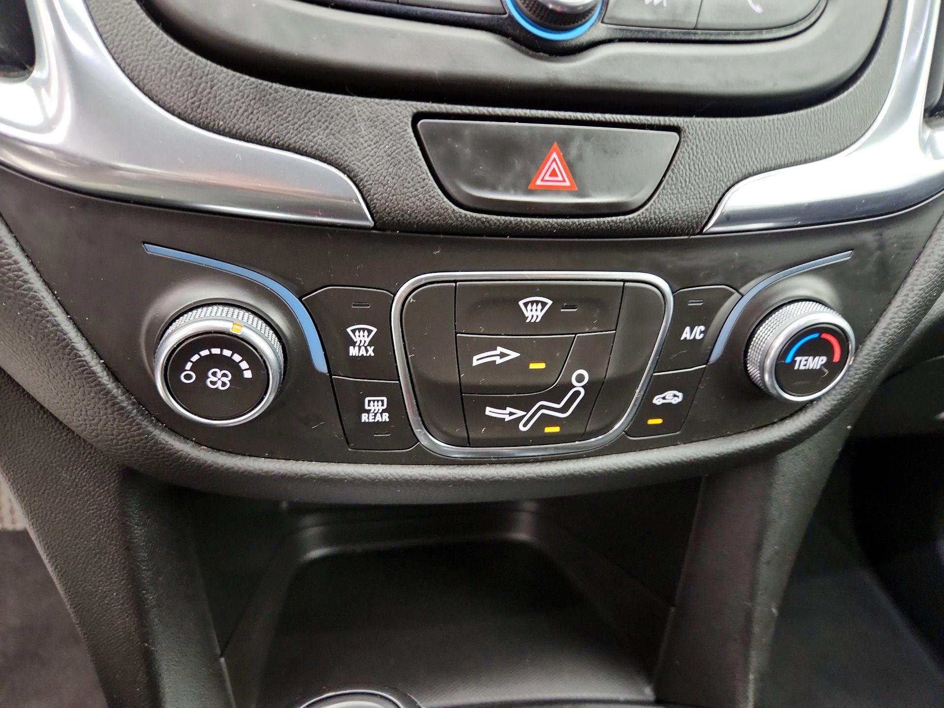 Thumbnail: 2021 Chevrolet Equinox - 16