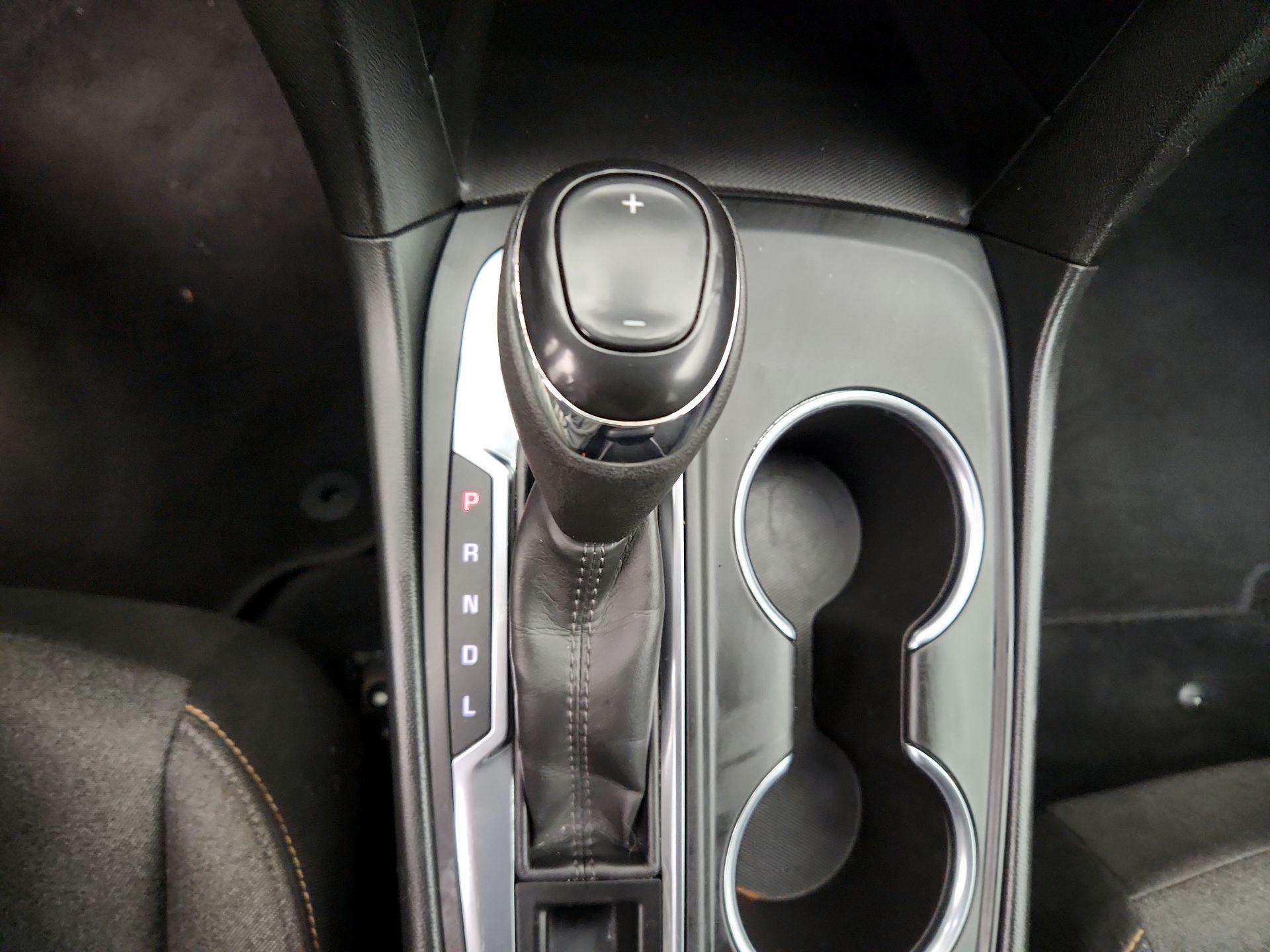 Thumbnail: 2021 Chevrolet Equinox - 17