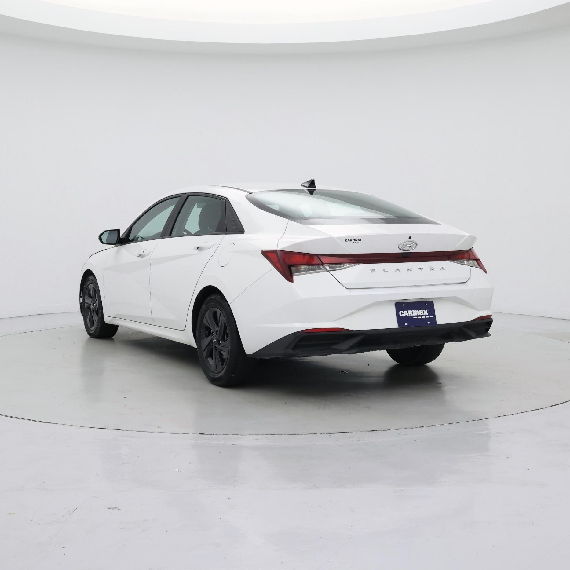 Thumbnail: 2023 Hyundai Elantra - 2