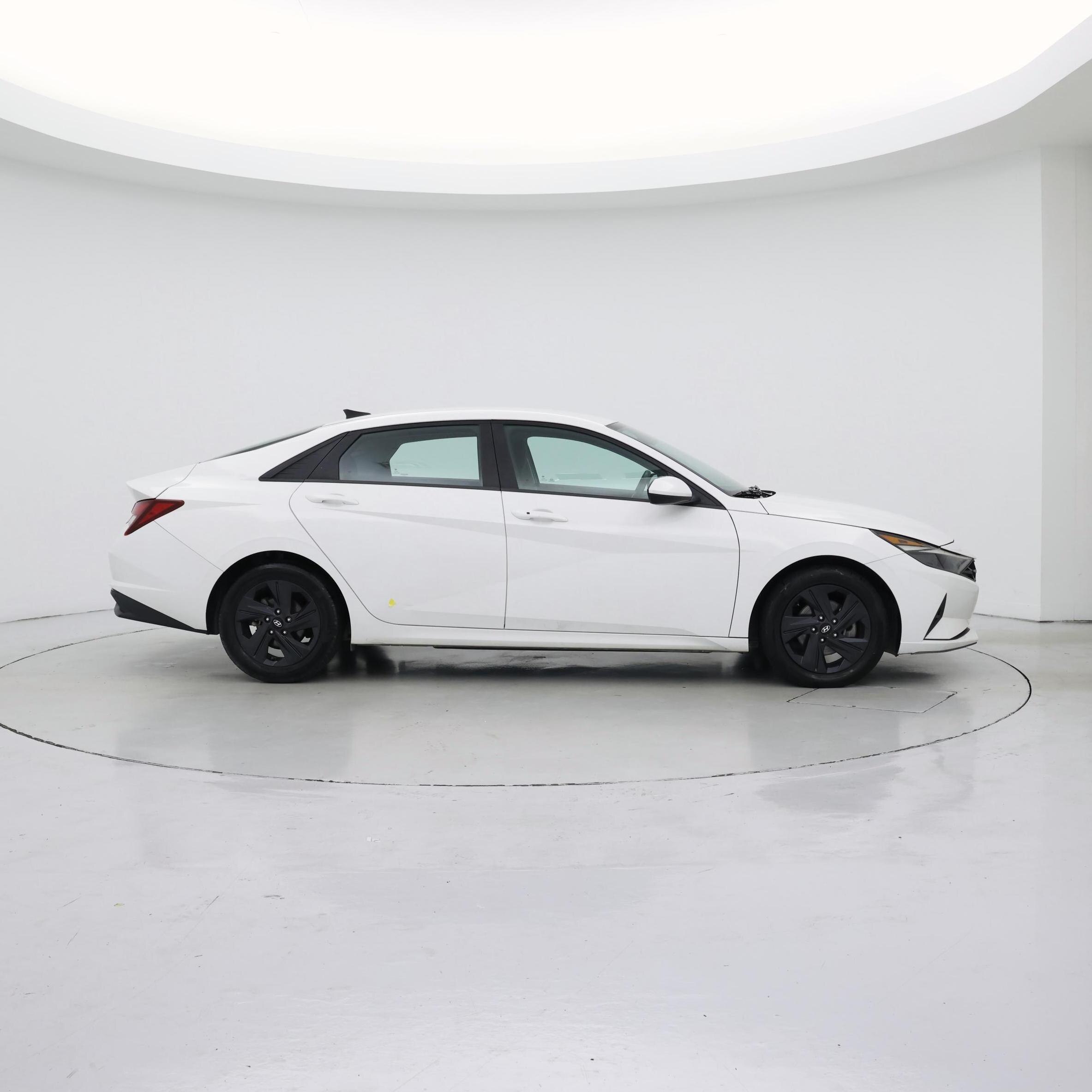 Thumbnail: 2023 Hyundai Elantra - 7