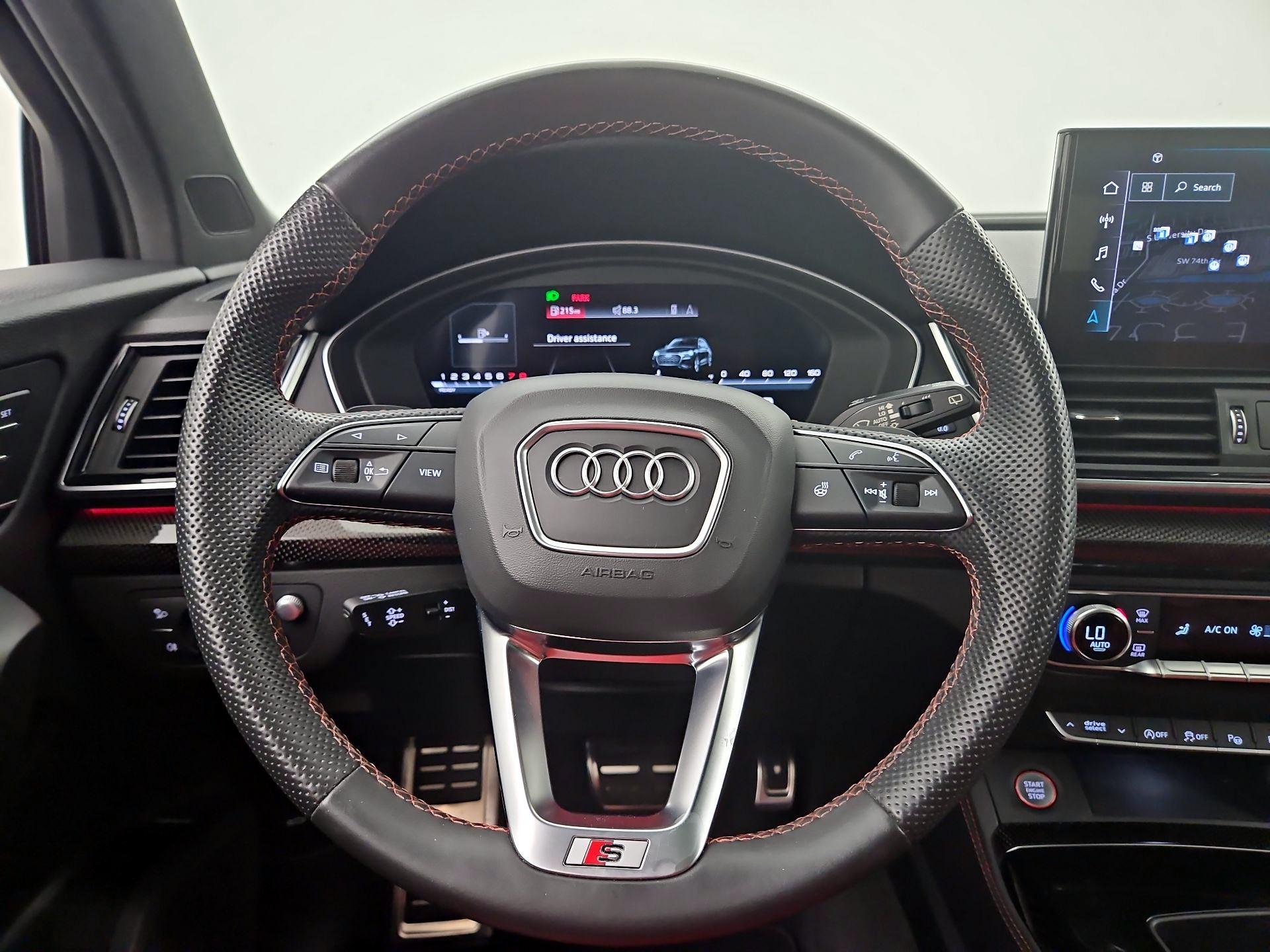 Thumbnail: 2021 Audi SQ5 - 10