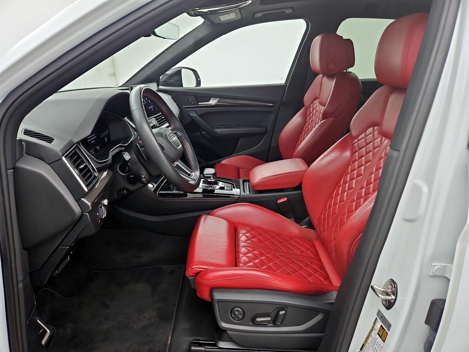 Thumbnail: 2021 Audi SQ5 - 11