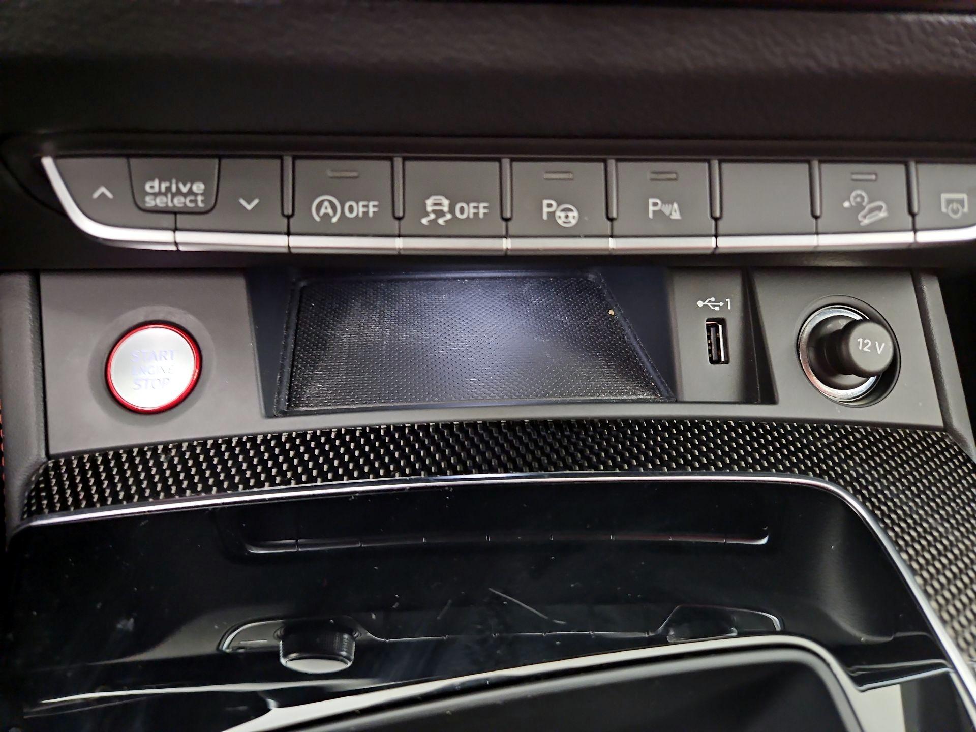 Thumbnail: 2021 Audi SQ5 - 19