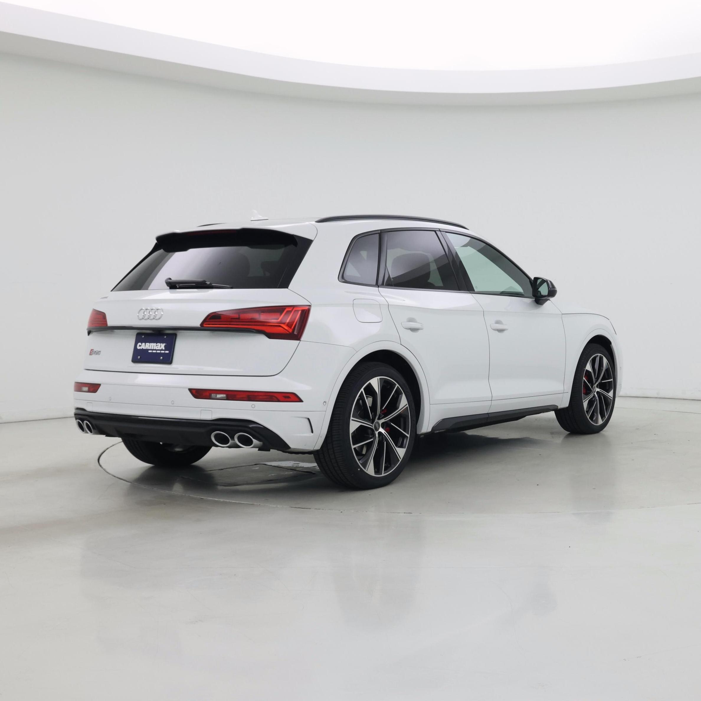 Thumbnail: 2021 Audi SQ5 - 8