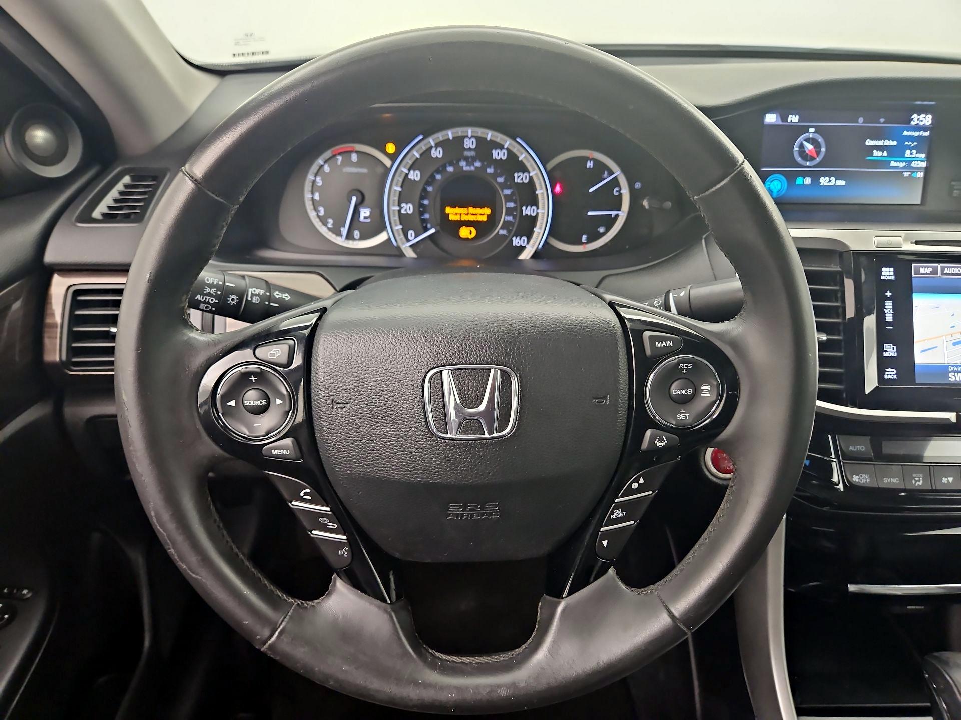 Thumbnail: 2017 Honda Accord - 10