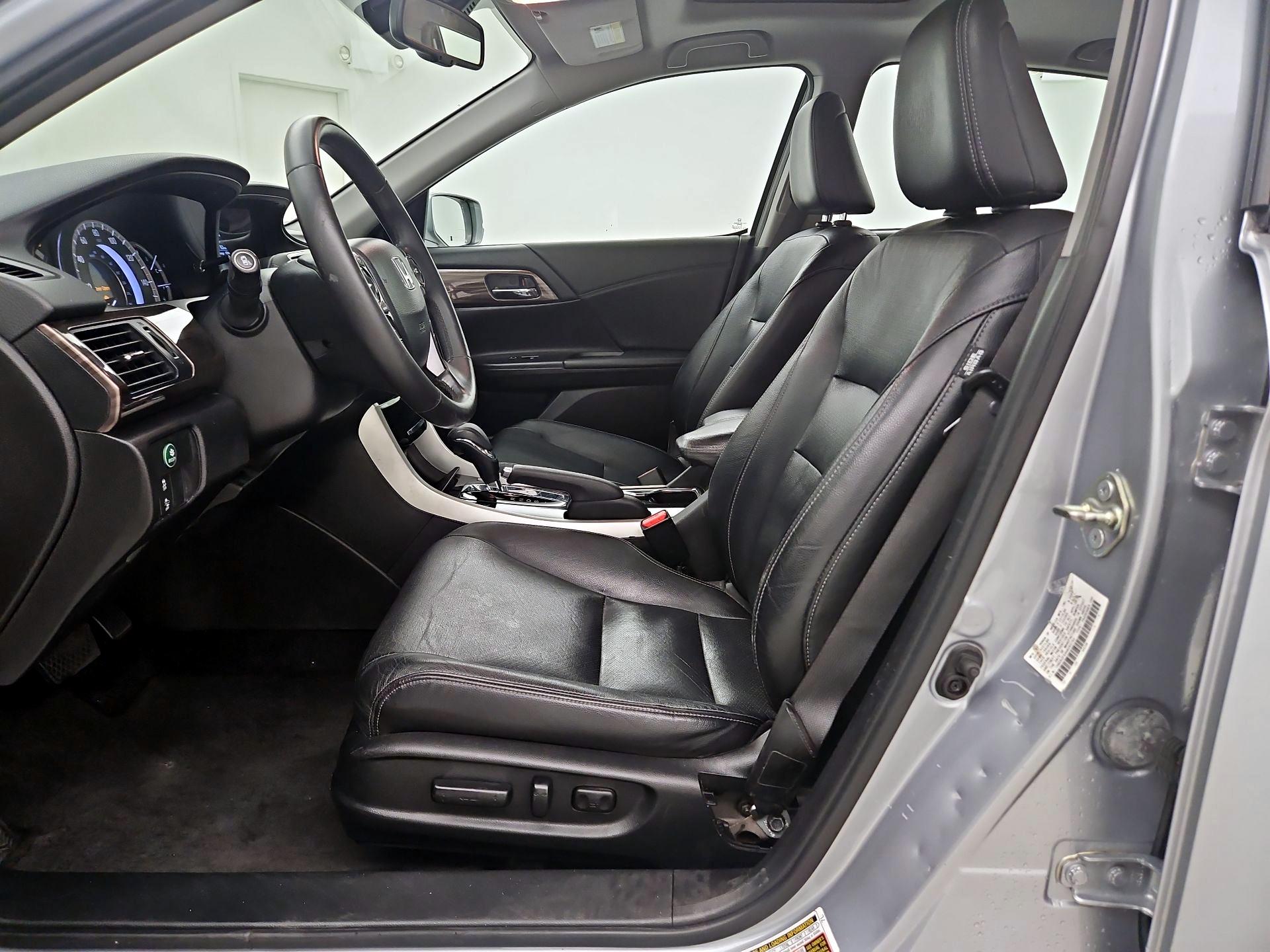 Thumbnail: 2017 Honda Accord - 11