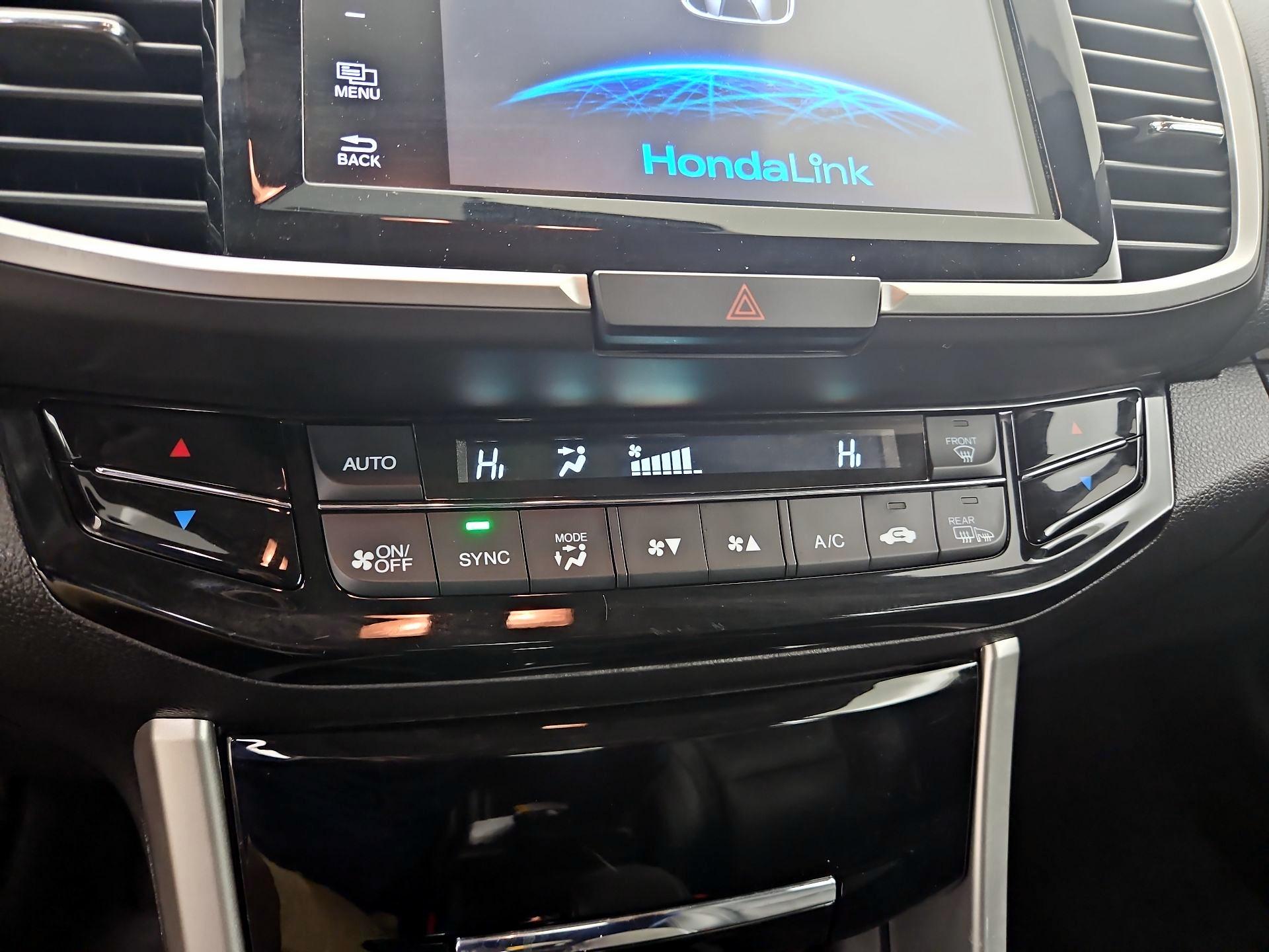 Thumbnail: 2017 Honda Accord - 17