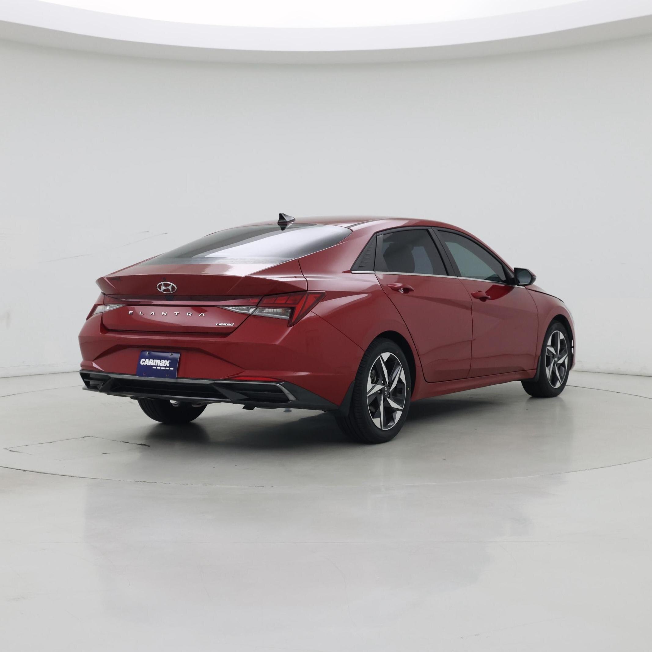 Thumbnail: 2022 Hyundai Elantra - 8