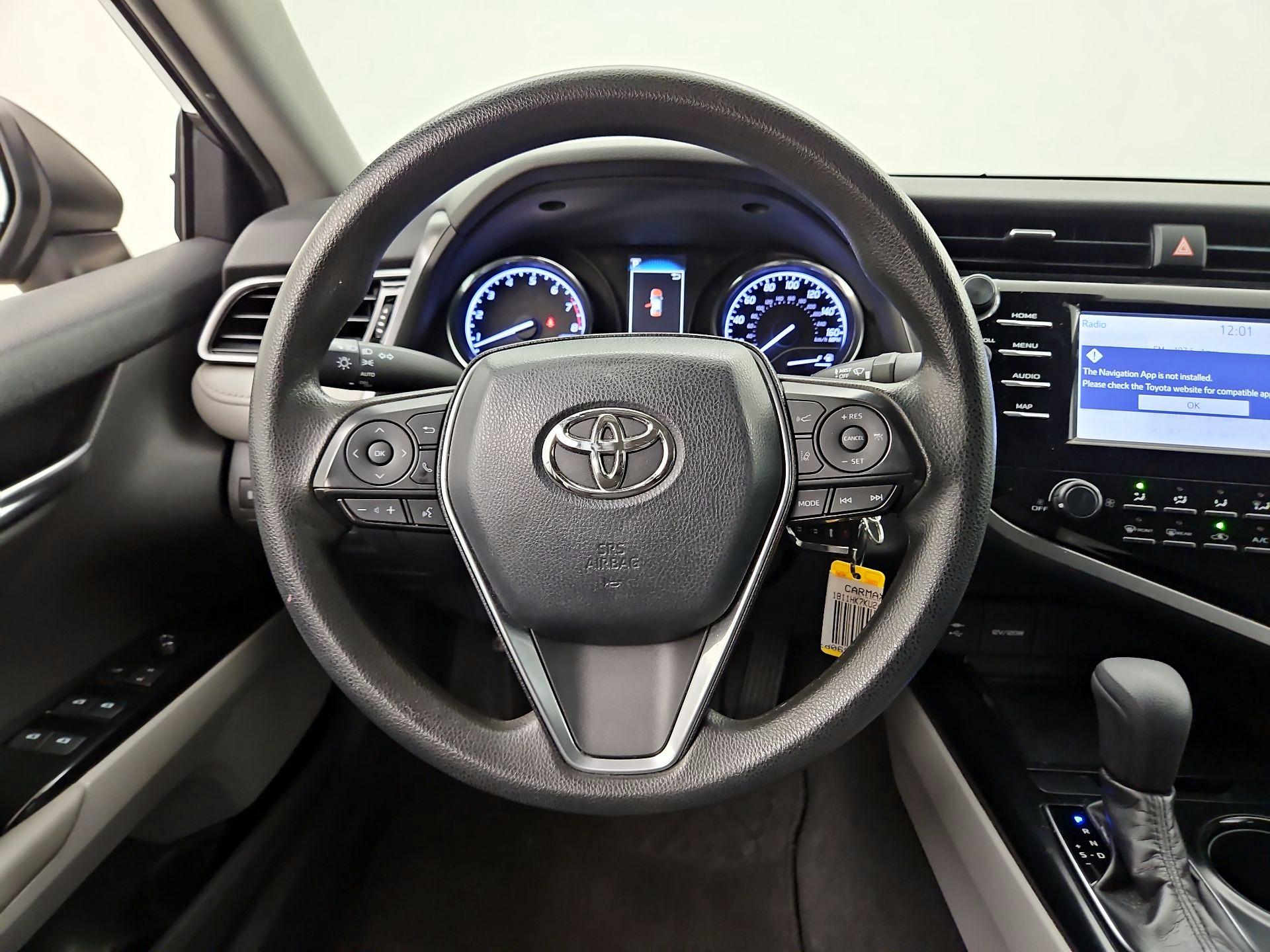 Thumbnail: 2019 Toyota Camry - 10