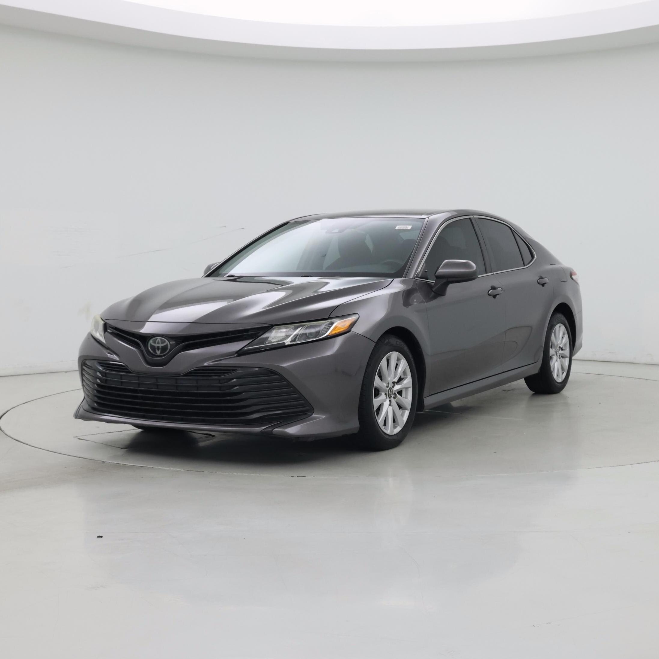 Thumbnail: 2019 Toyota Camry - 4