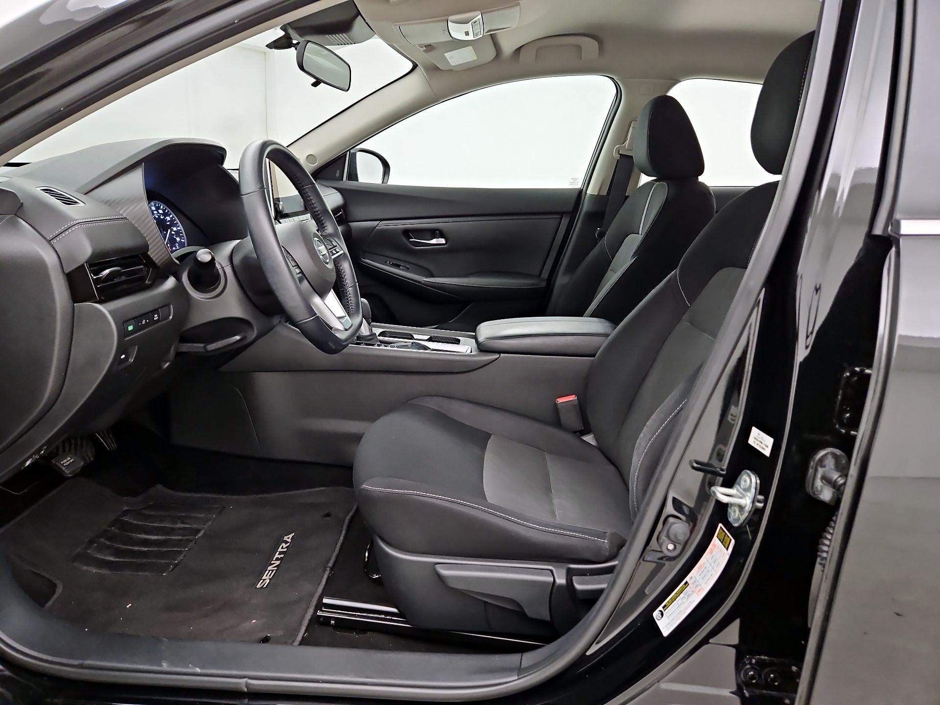 Thumbnail: 2020 Nissan Sentra - 11