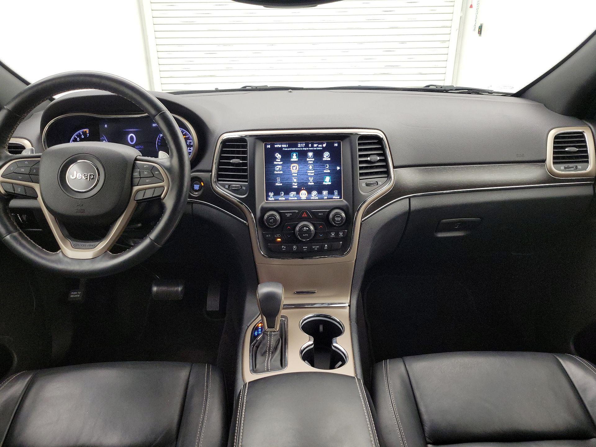 Thumbnail: 2017 Jeep Grand Cherokee - 9