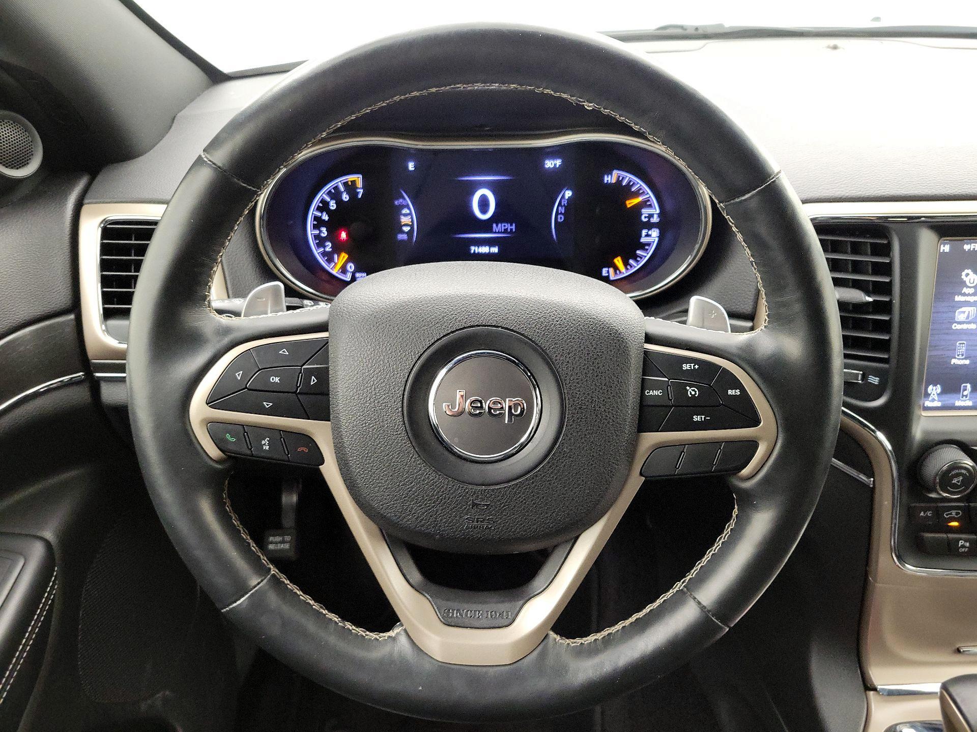 Thumbnail: 2017 Jeep Grand Cherokee - 10