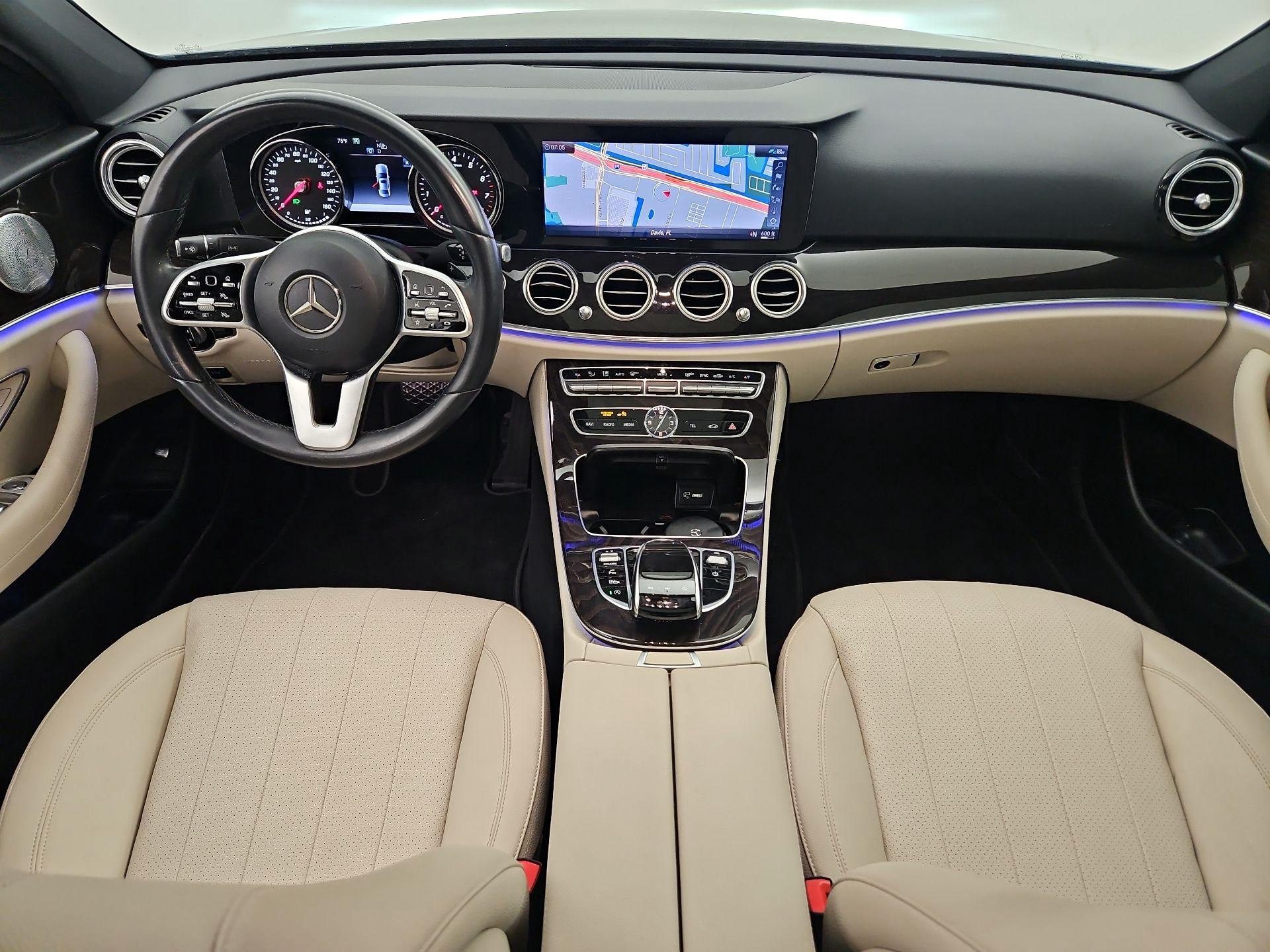 Thumbnail: 2019 Mercedes-Benz E-Class - 9