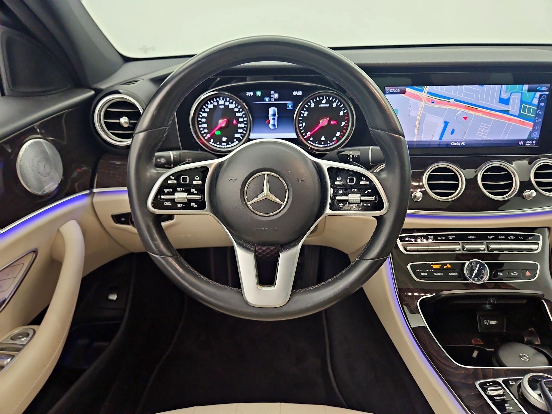 Thumbnail: 2019 Mercedes-Benz E-Class - 10