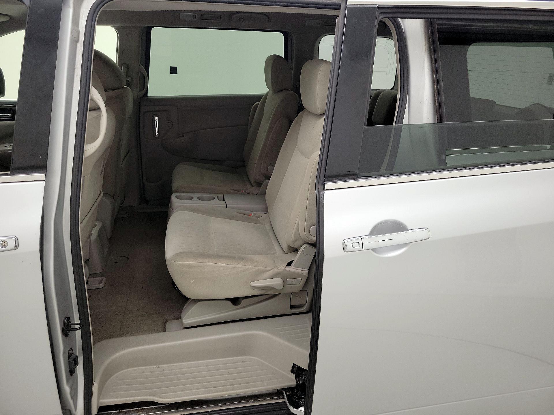 Thumbnail: 2017 Nissan Quest - 19