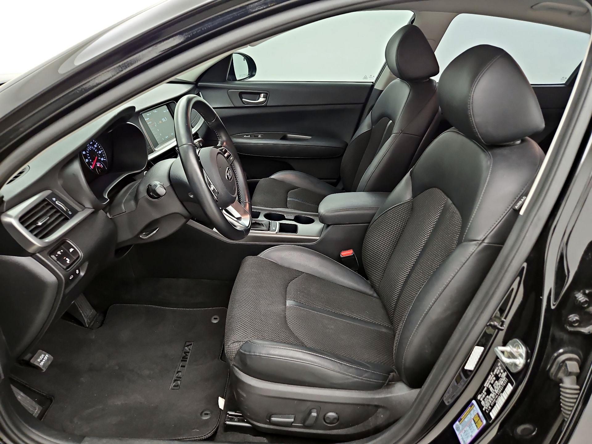 Thumbnail: 2019 Kia Optima - 11